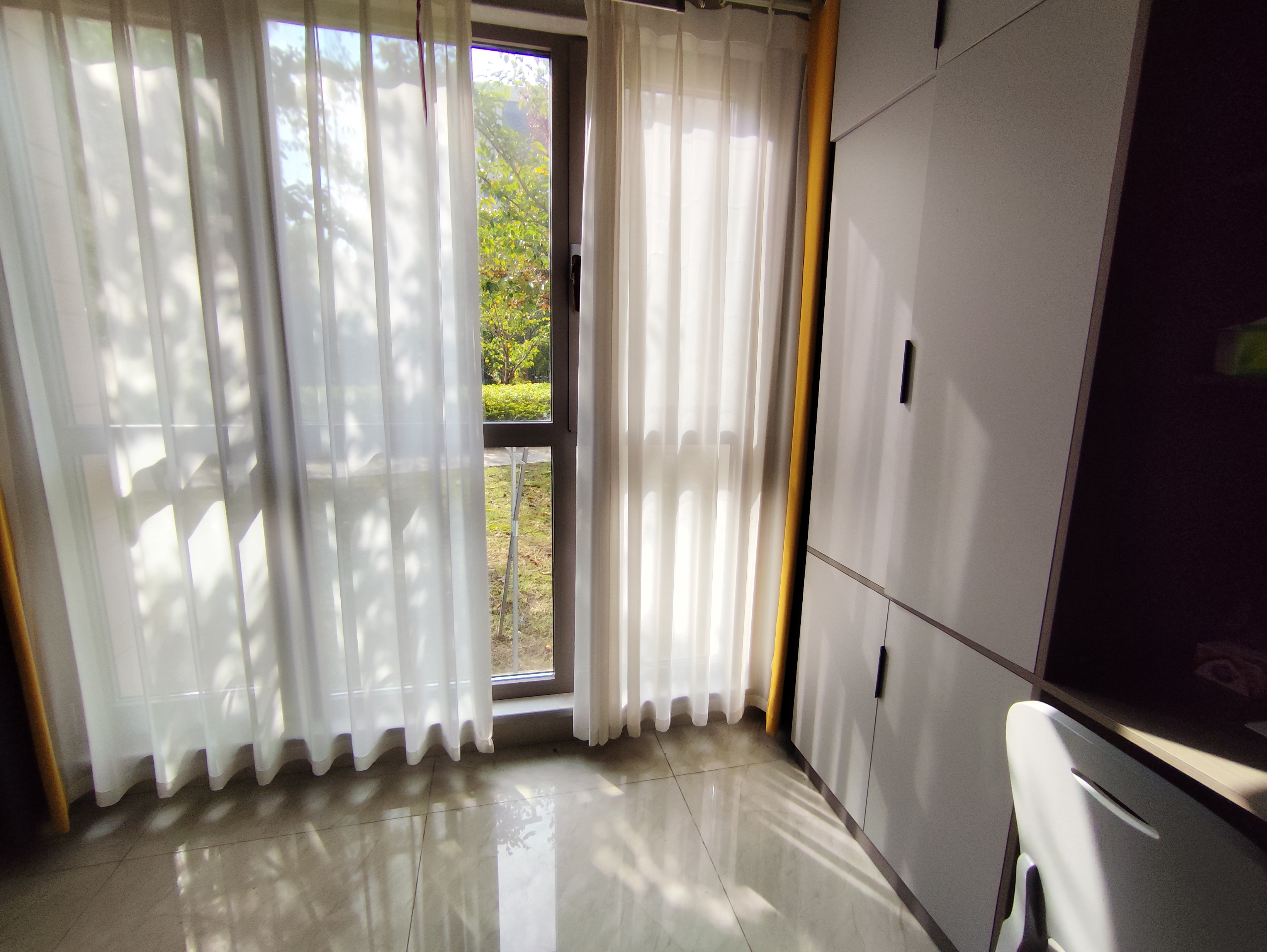 中南世纪花城三期 3室2厅1卫 104.00m&sup2;