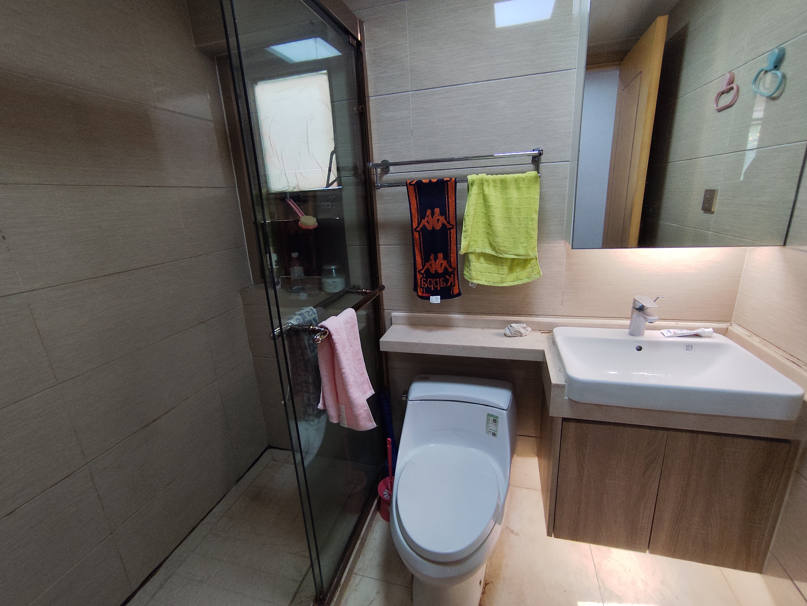 中南世纪花城三期 3室2厅1卫 104.00m&sup2;