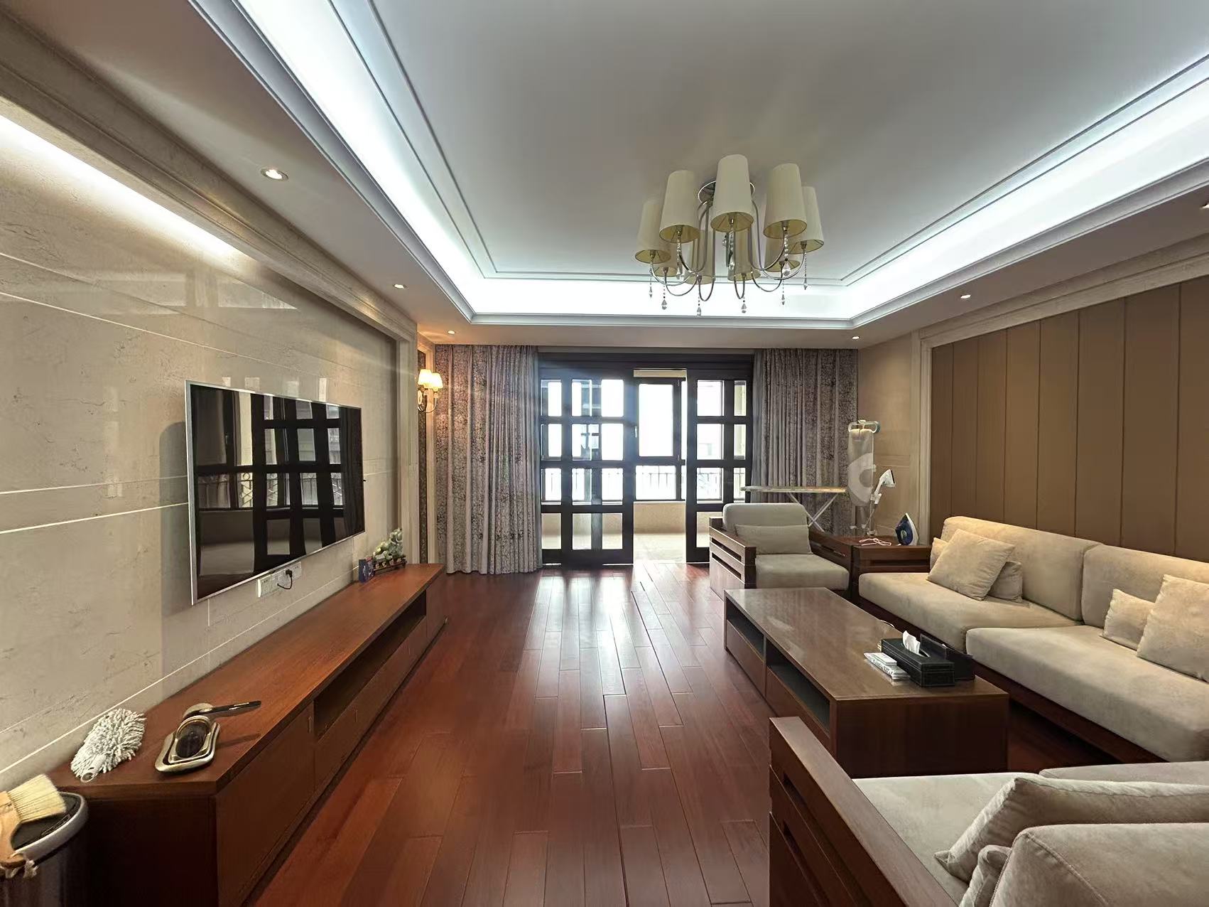 万濠华府 4室2厅3卫 194.46m²