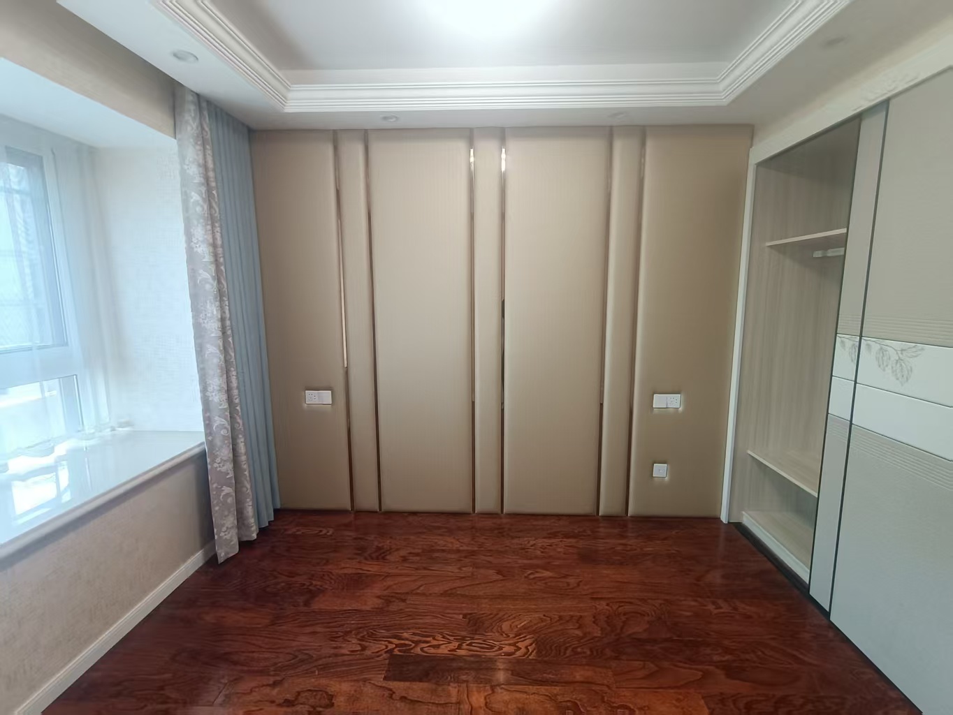 南通雅居乐花园 3室2厅1卫 99m²