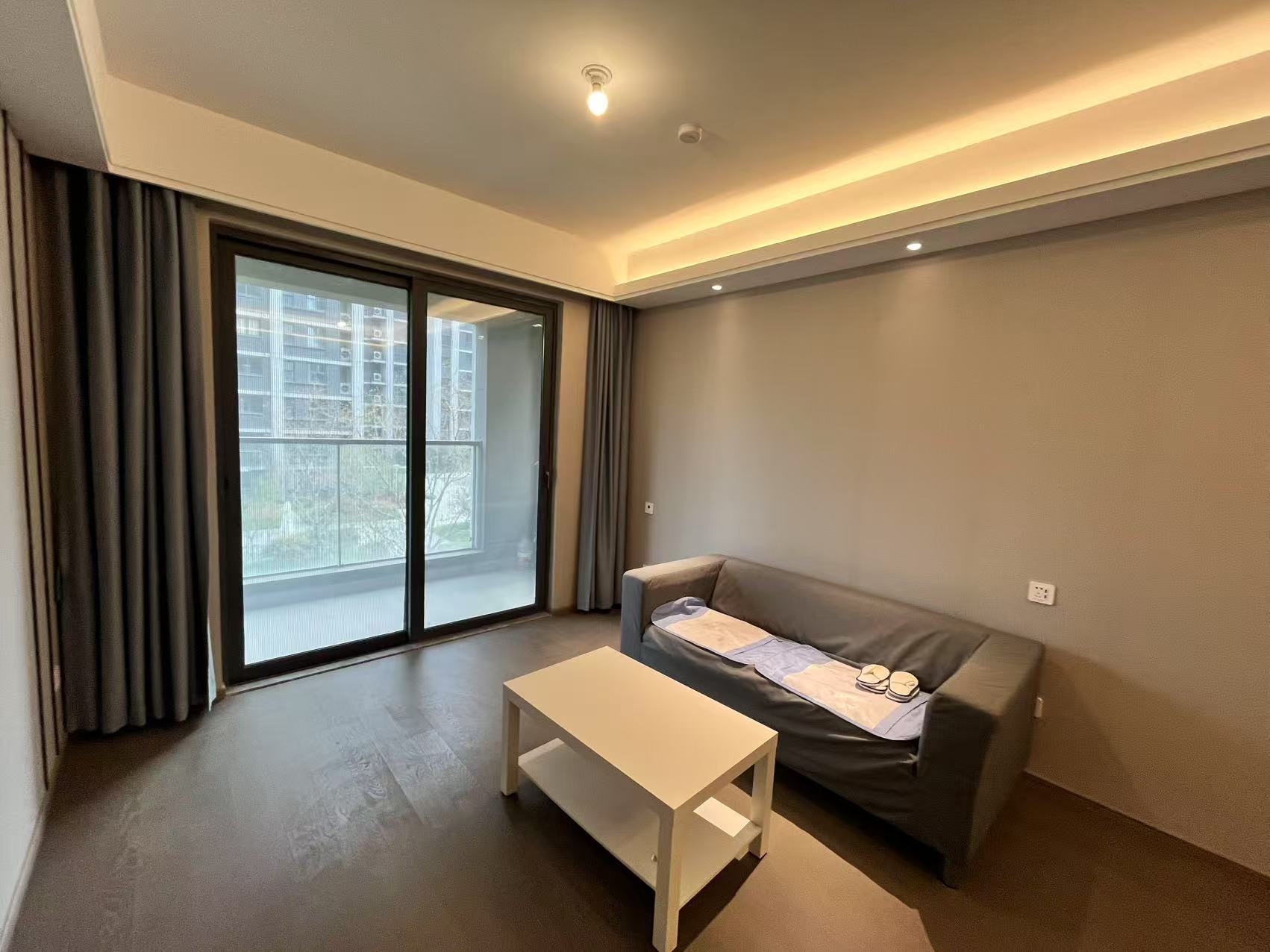 融创时代中心 3室2厅1卫 95m&sup2;