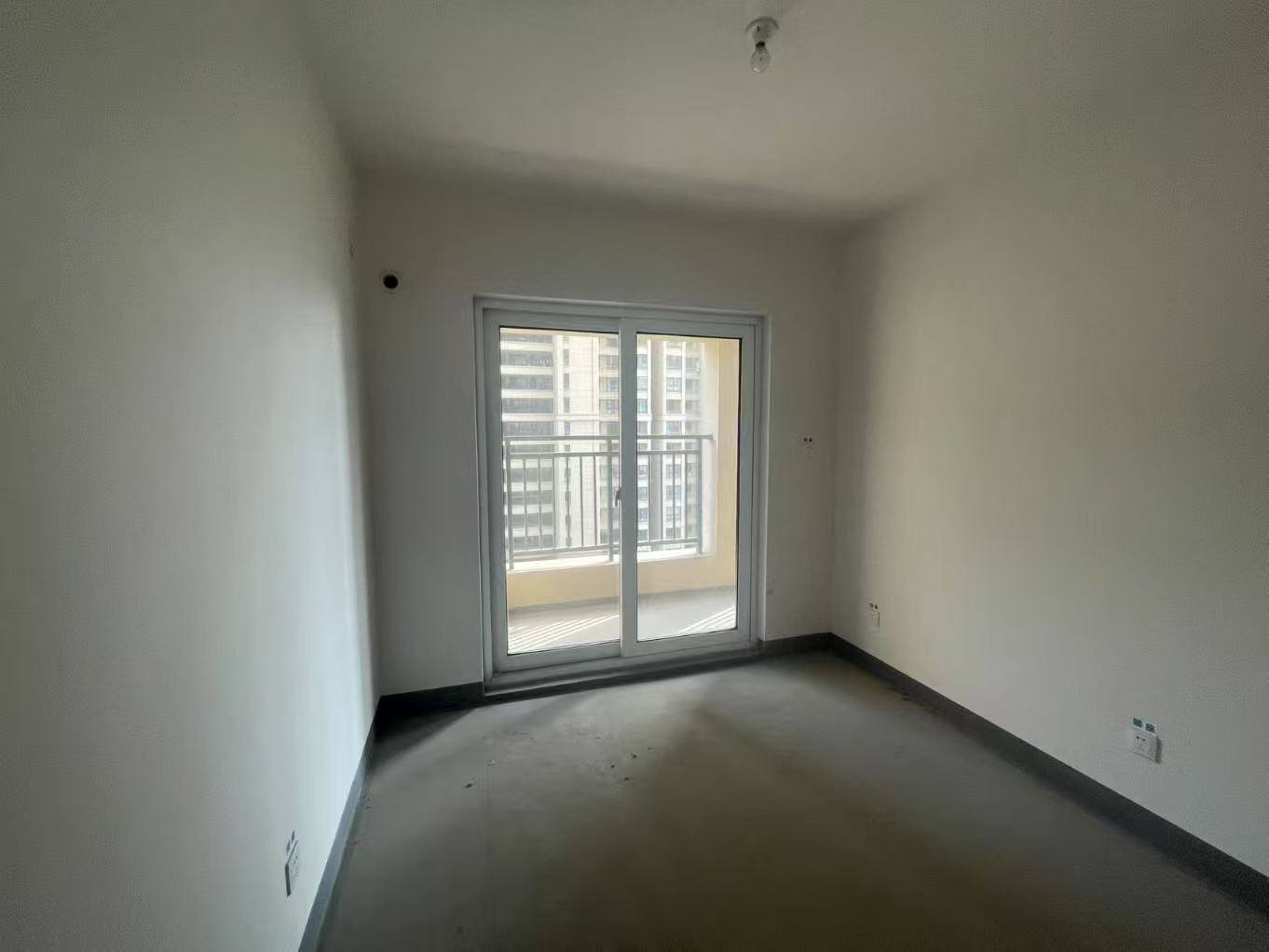 世茂新界 3室1厅1卫 90.06m&sup2;