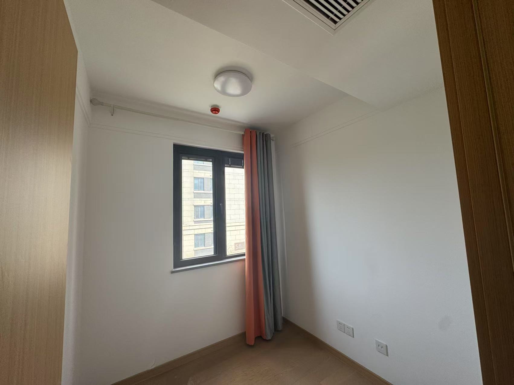 时光漫城 4室2厅2卫 125m²