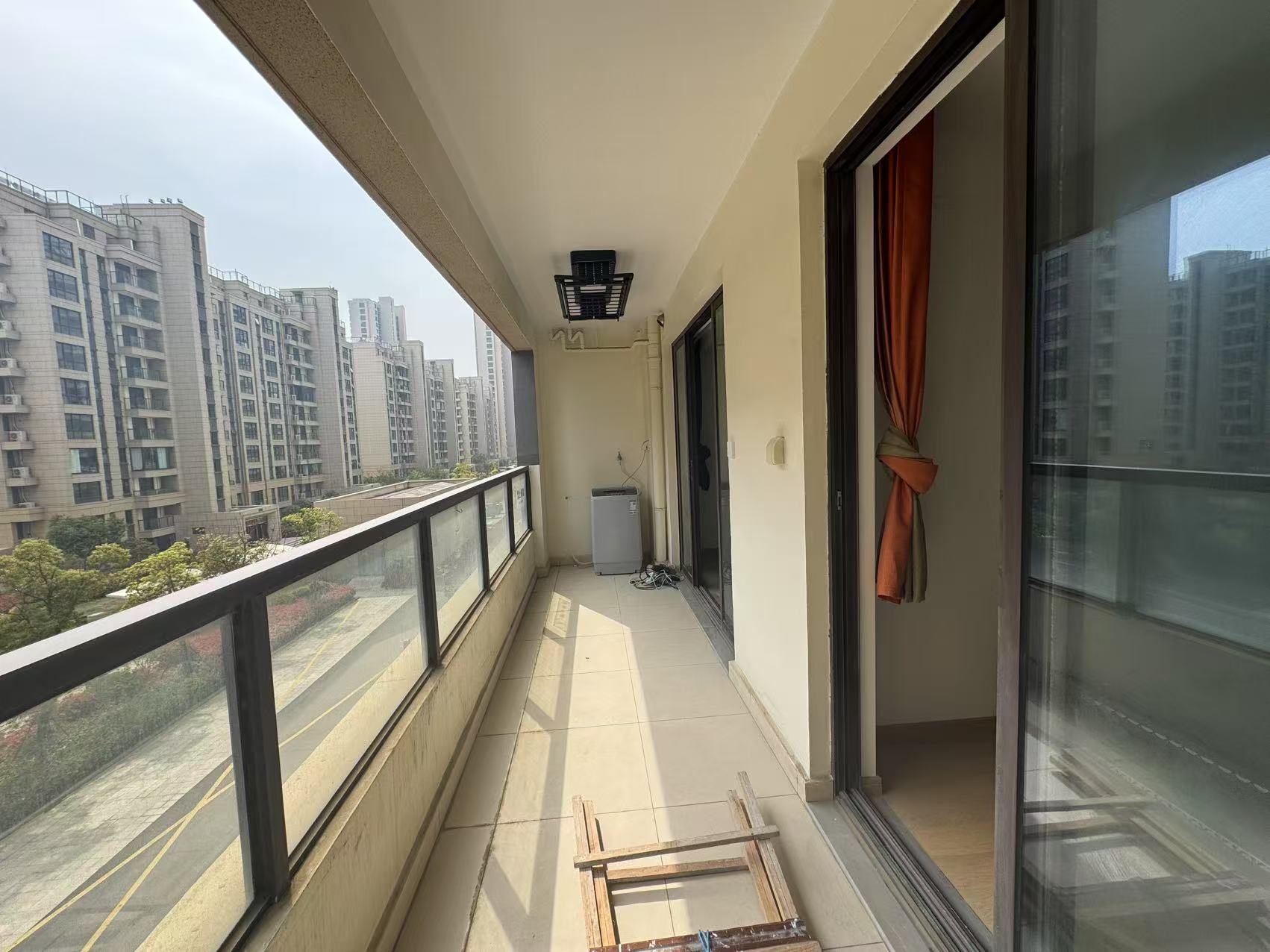 时光漫城 4室2厅2卫 125m²