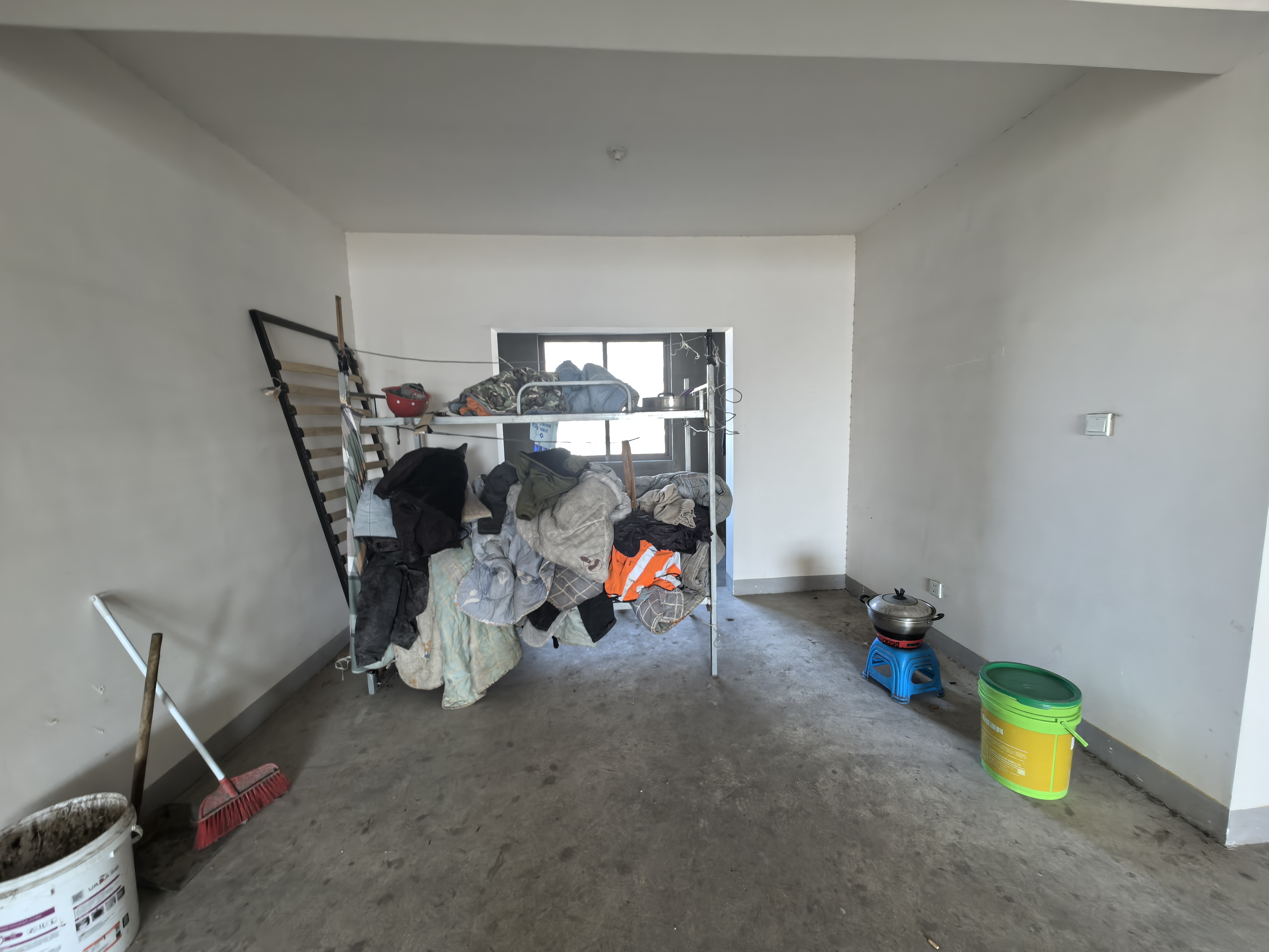 山景水岸 4室2厅3卫 225.85m²