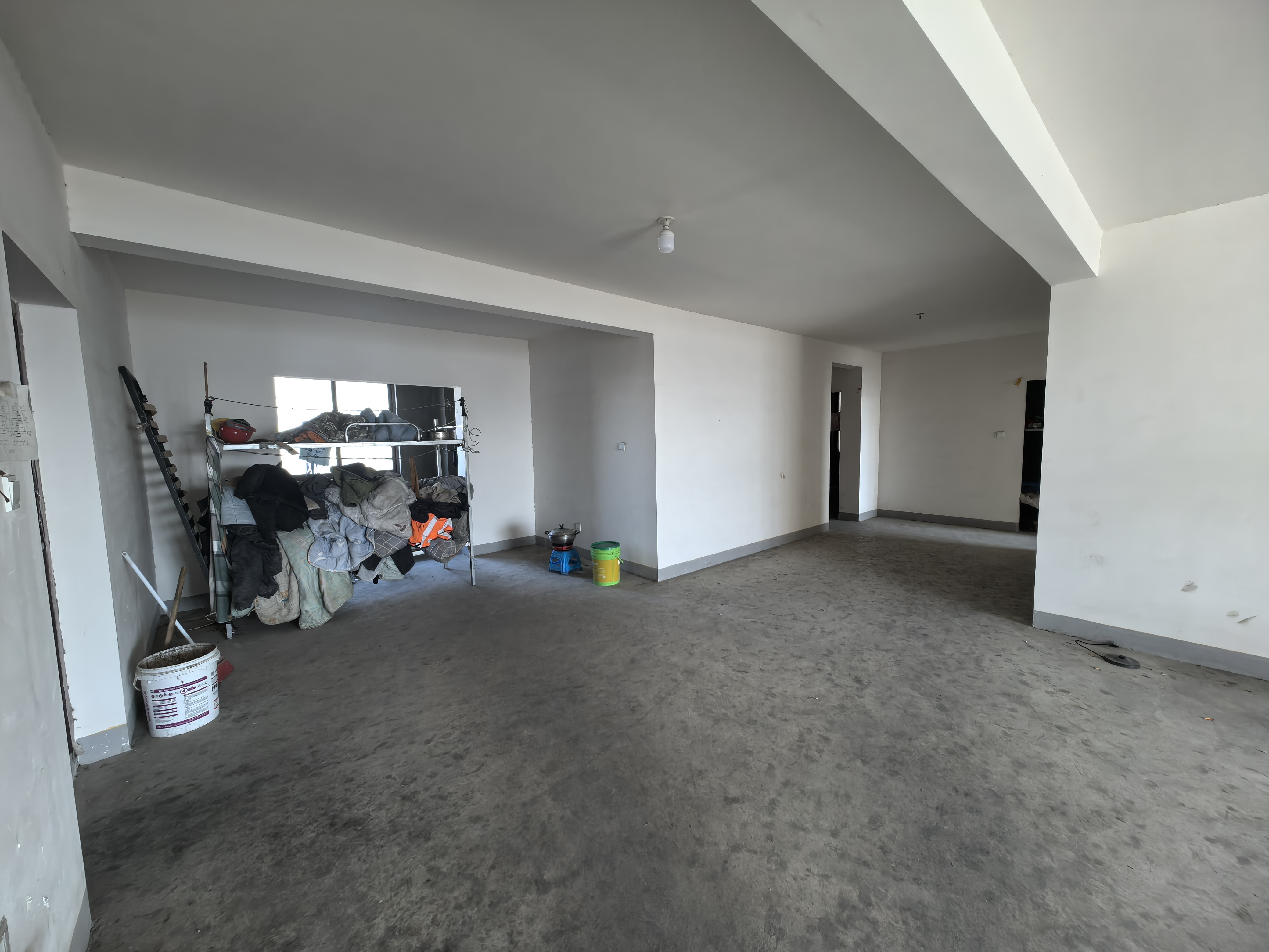 山景水岸 4室2厅3卫 225.85m²