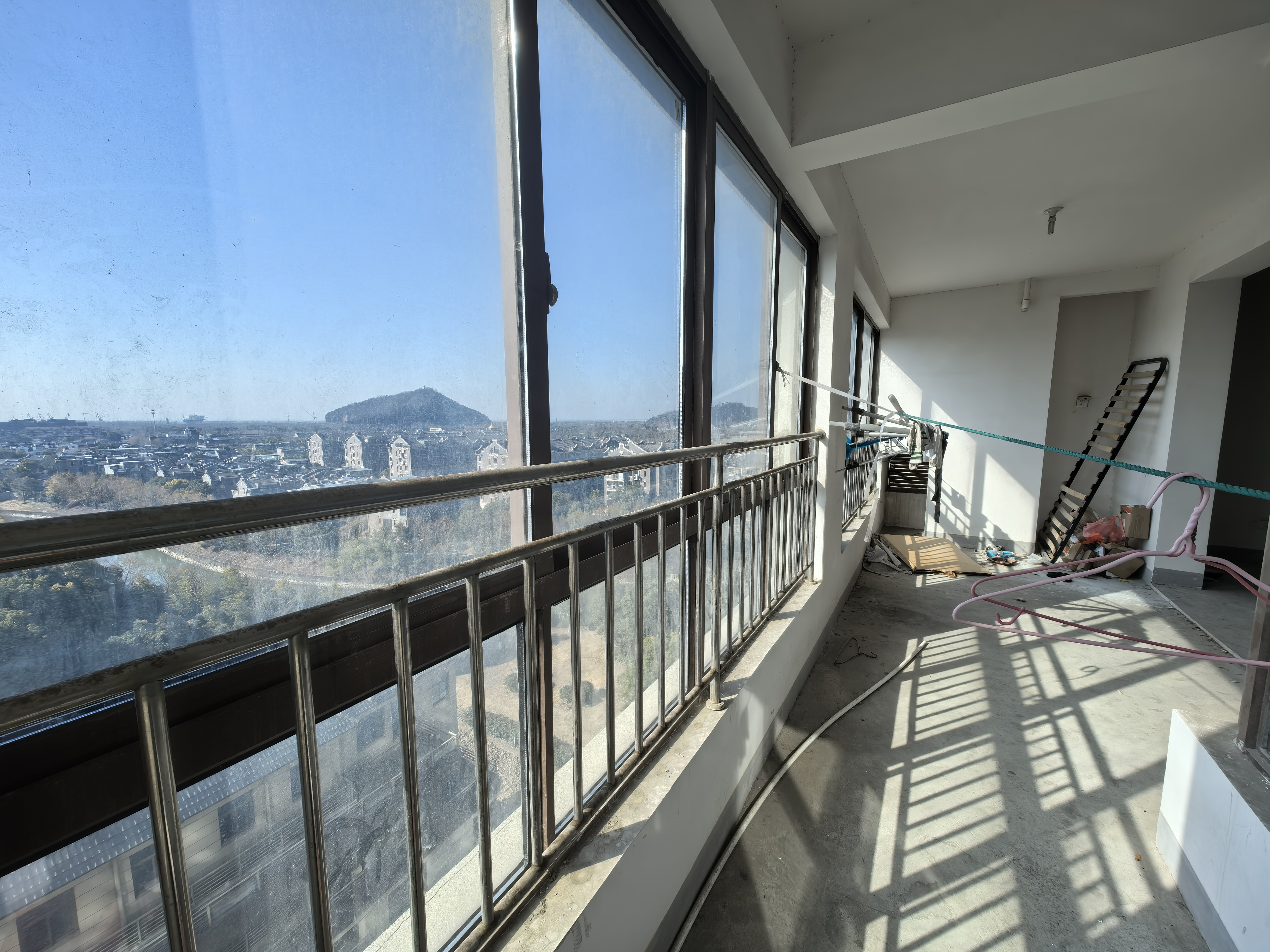 山景水岸 4室2厅3卫 225.85m²