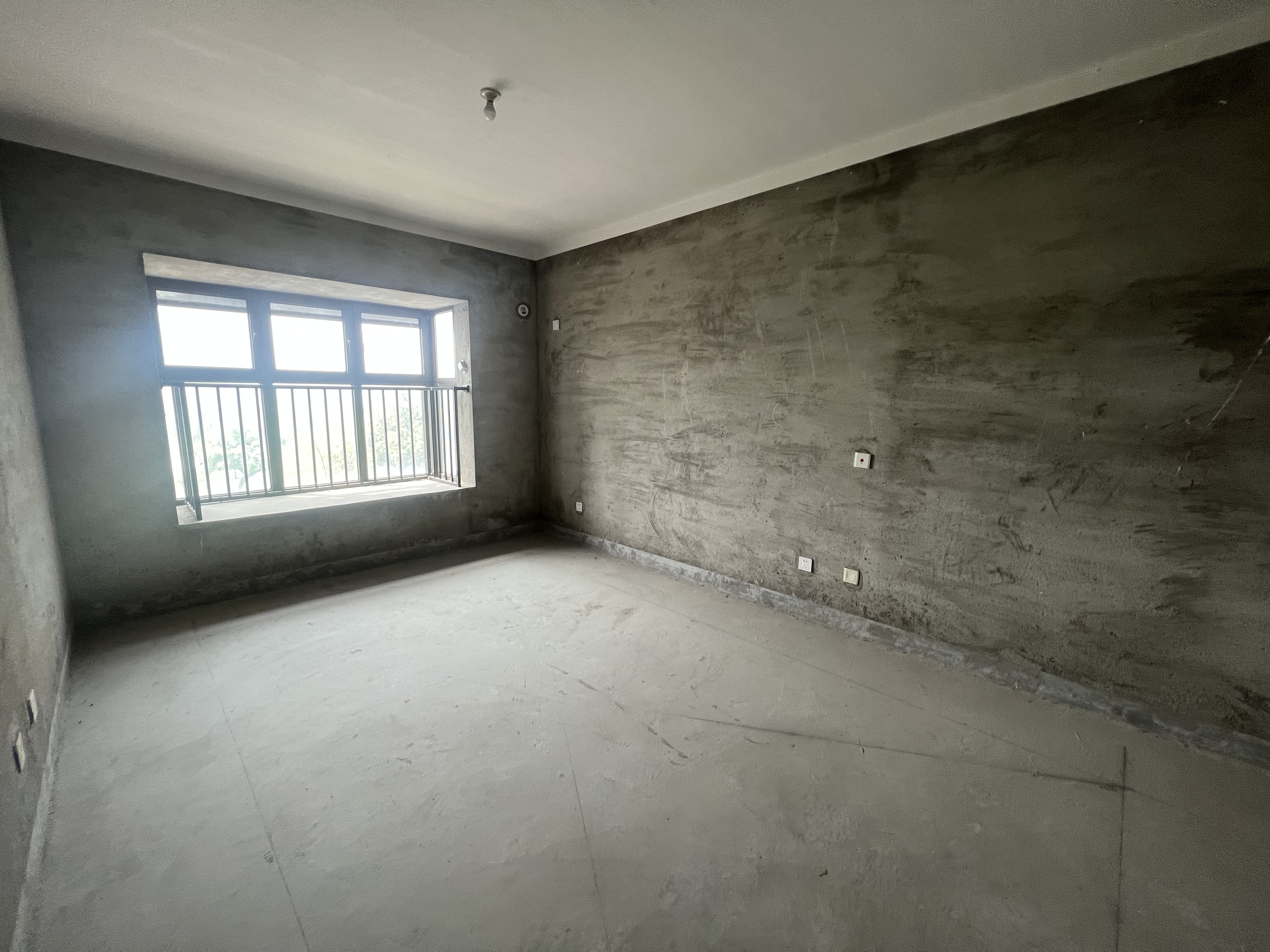 华强城四期 3室2厅2卫 123.88m&sup2;