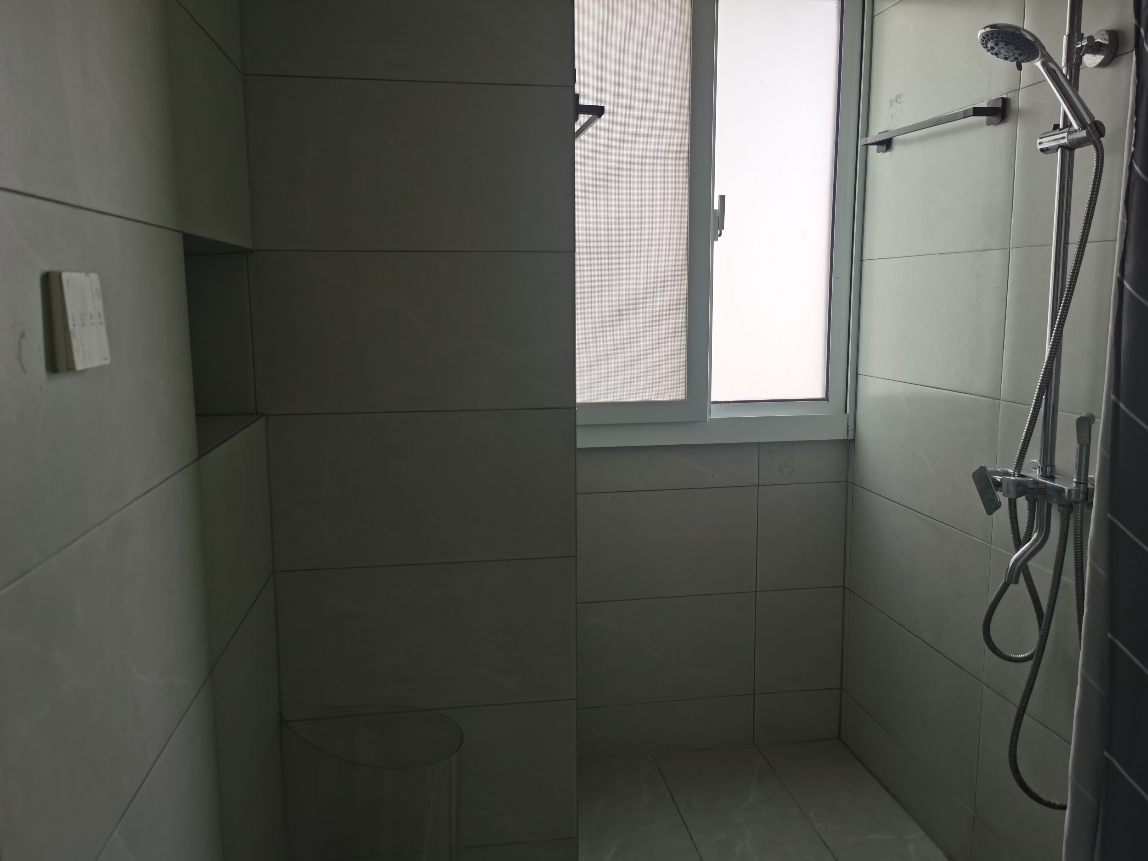 郭里园 3室1厅1卫 77m&sup2;