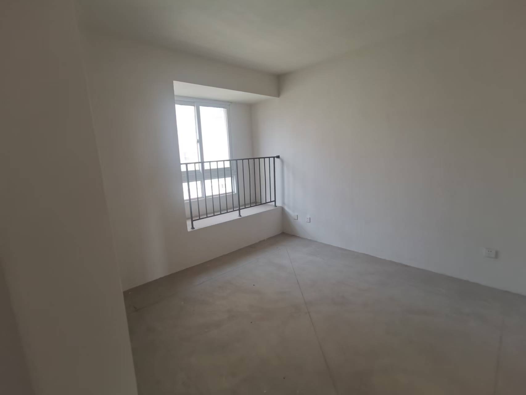 和融&bull;优山美地名邸 4室2厅2卫 170m&sup2;