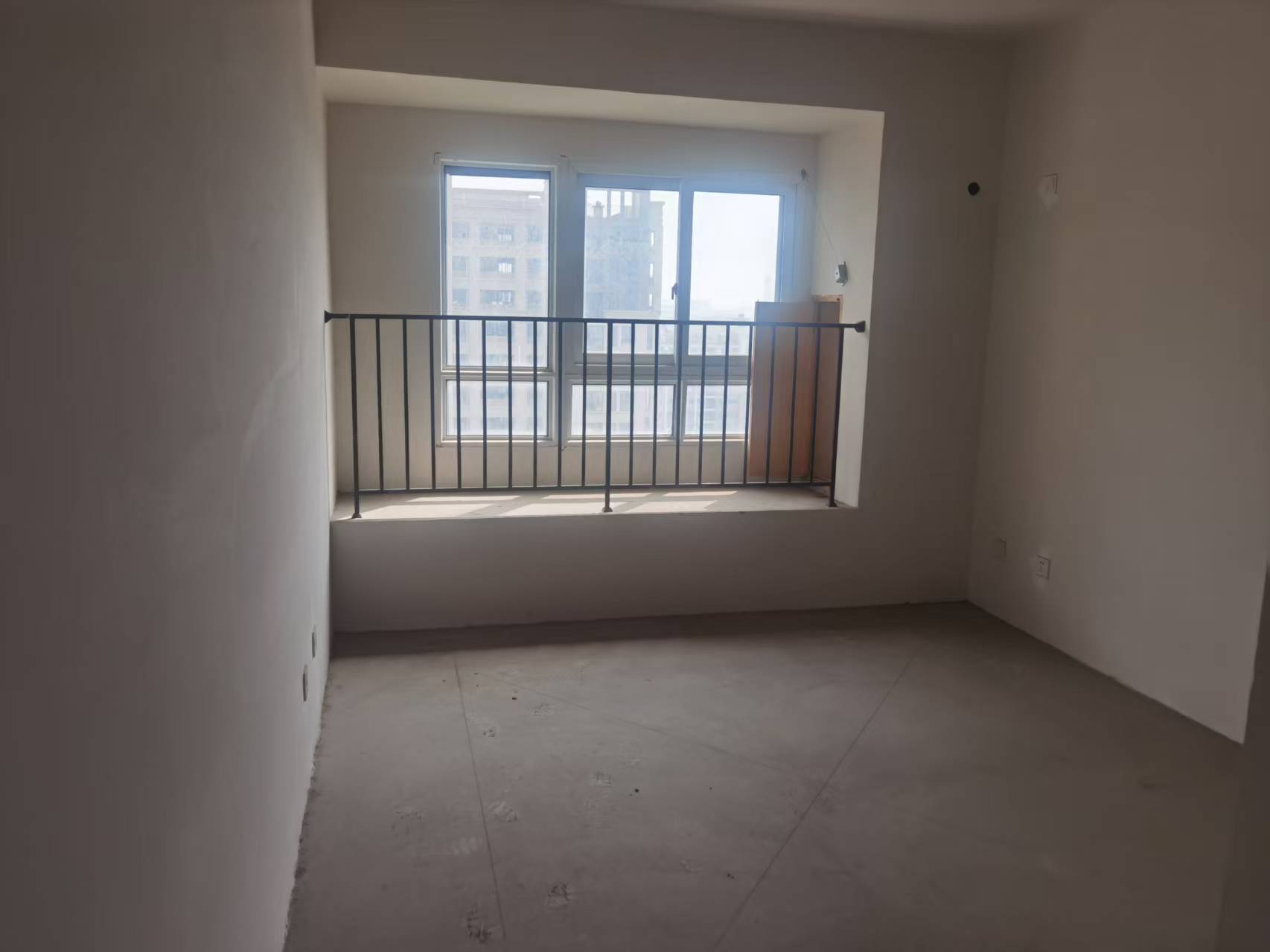 和融&bull;优山美地名邸 4室2厅2卫 170m&sup2;