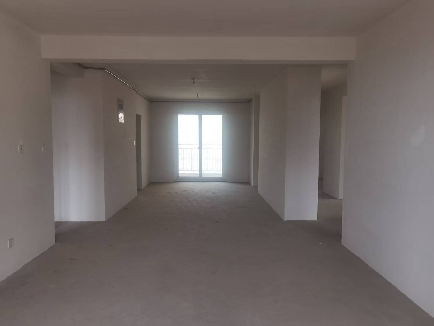 和融&bull;优山美地名邸 4室2厅2卫 170m&sup2;
