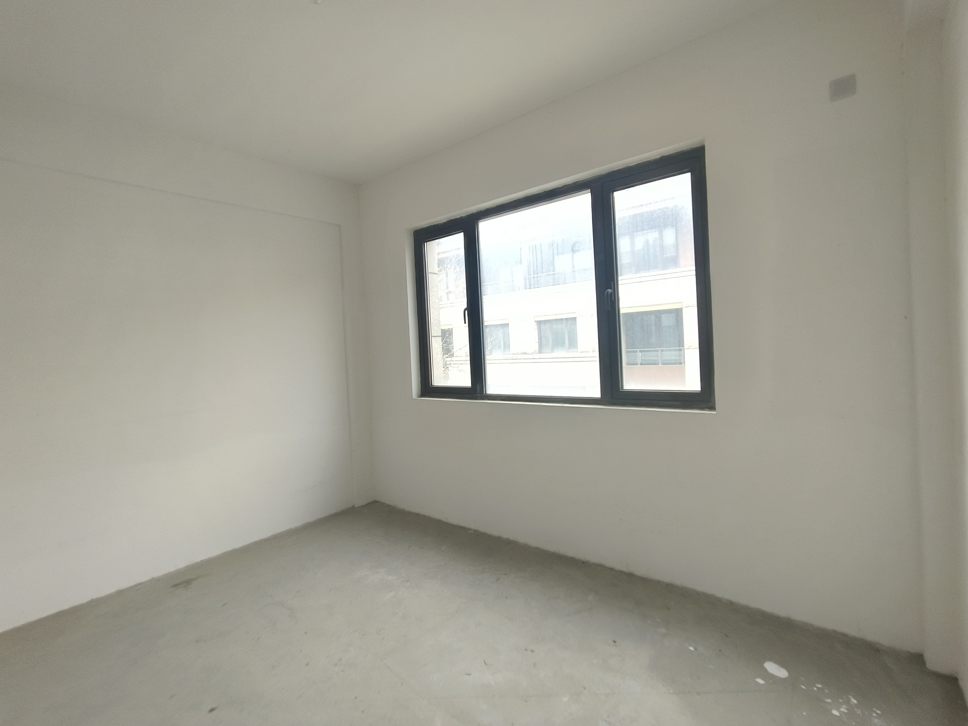 南通别业 4室2厅3卫 274.7m&sup2;