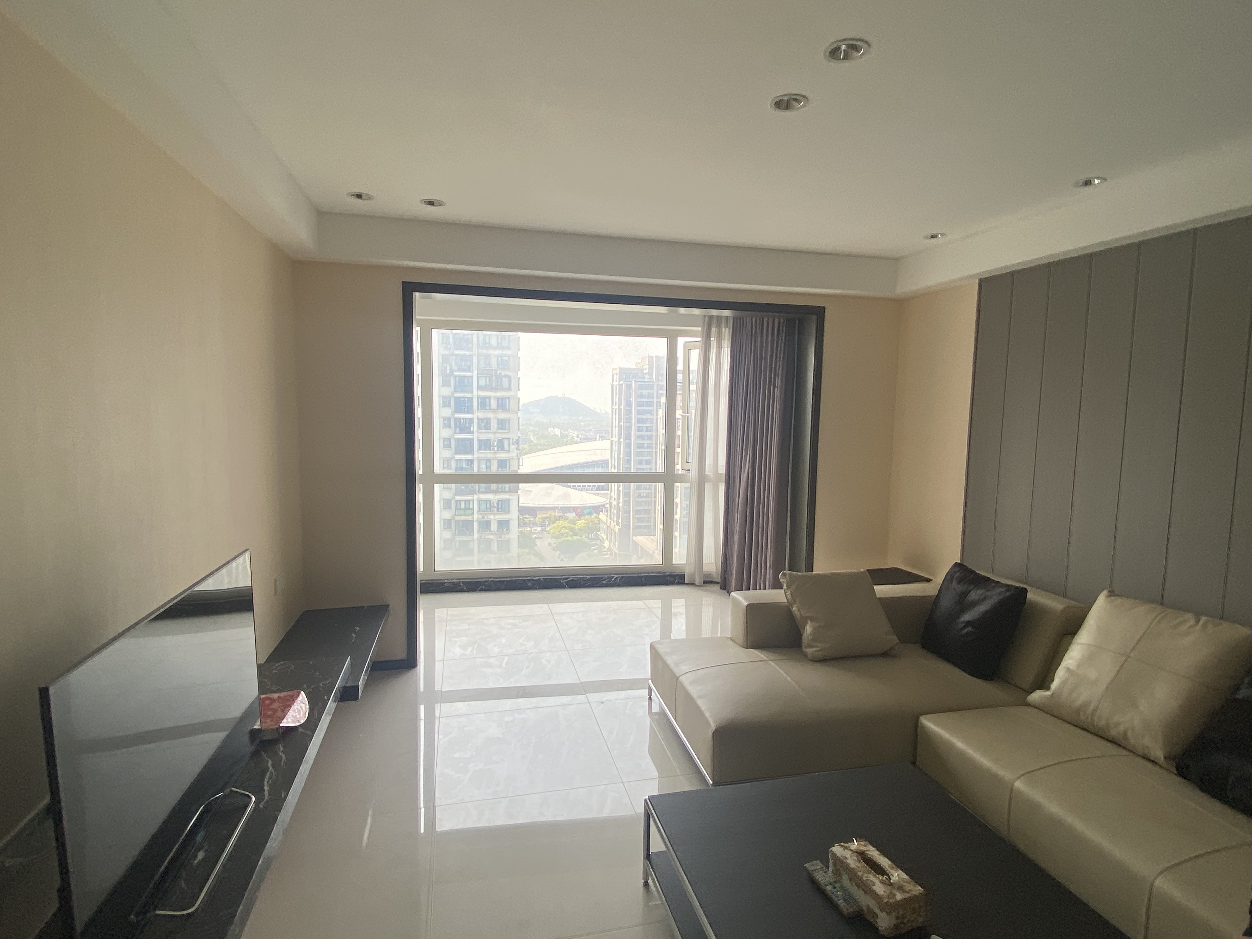 中南世纪城北区 3室2厅2卫 150m&sup2;