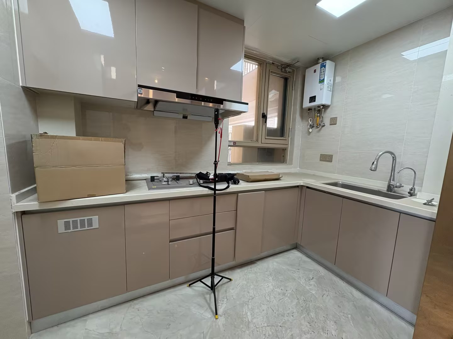 中南世纪花城三期 3室2厅1卫 99.87m&sup2;