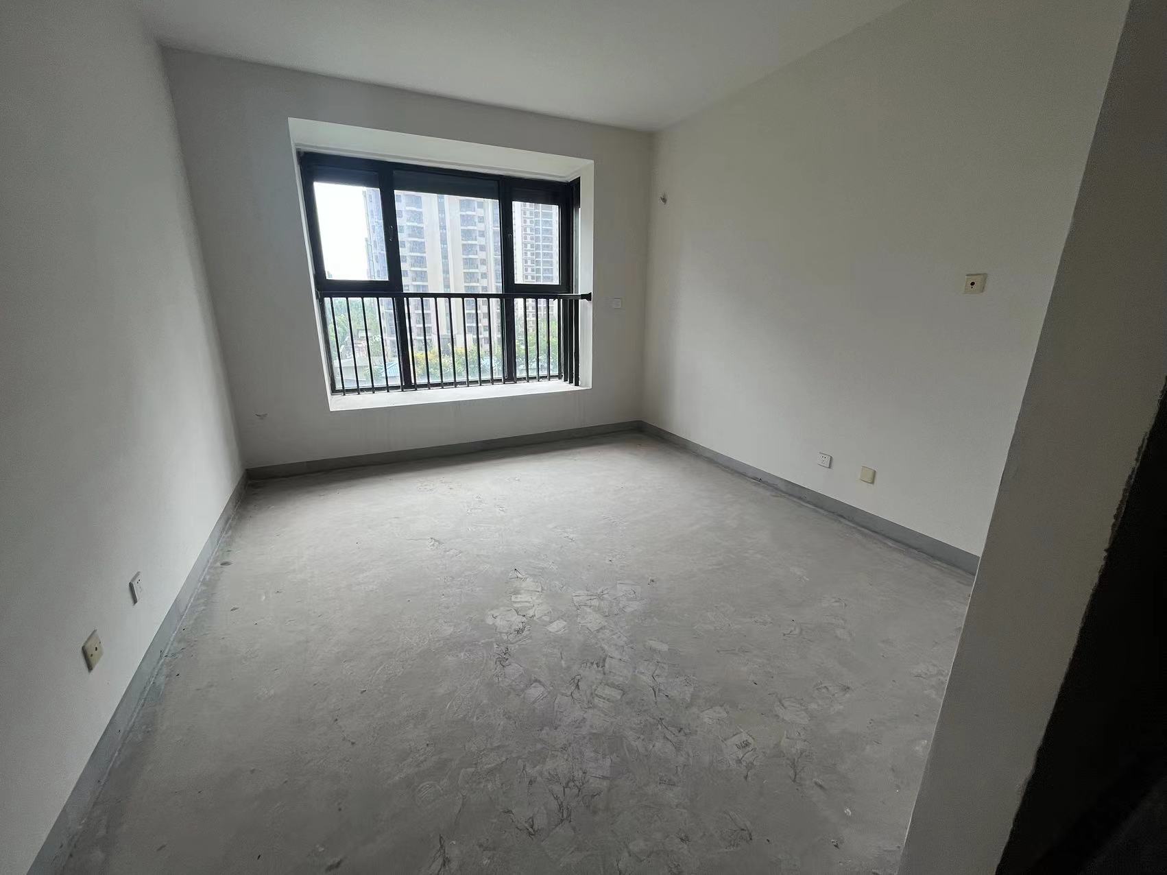 国城璟府 5室2厅2卫 202m&sup2;