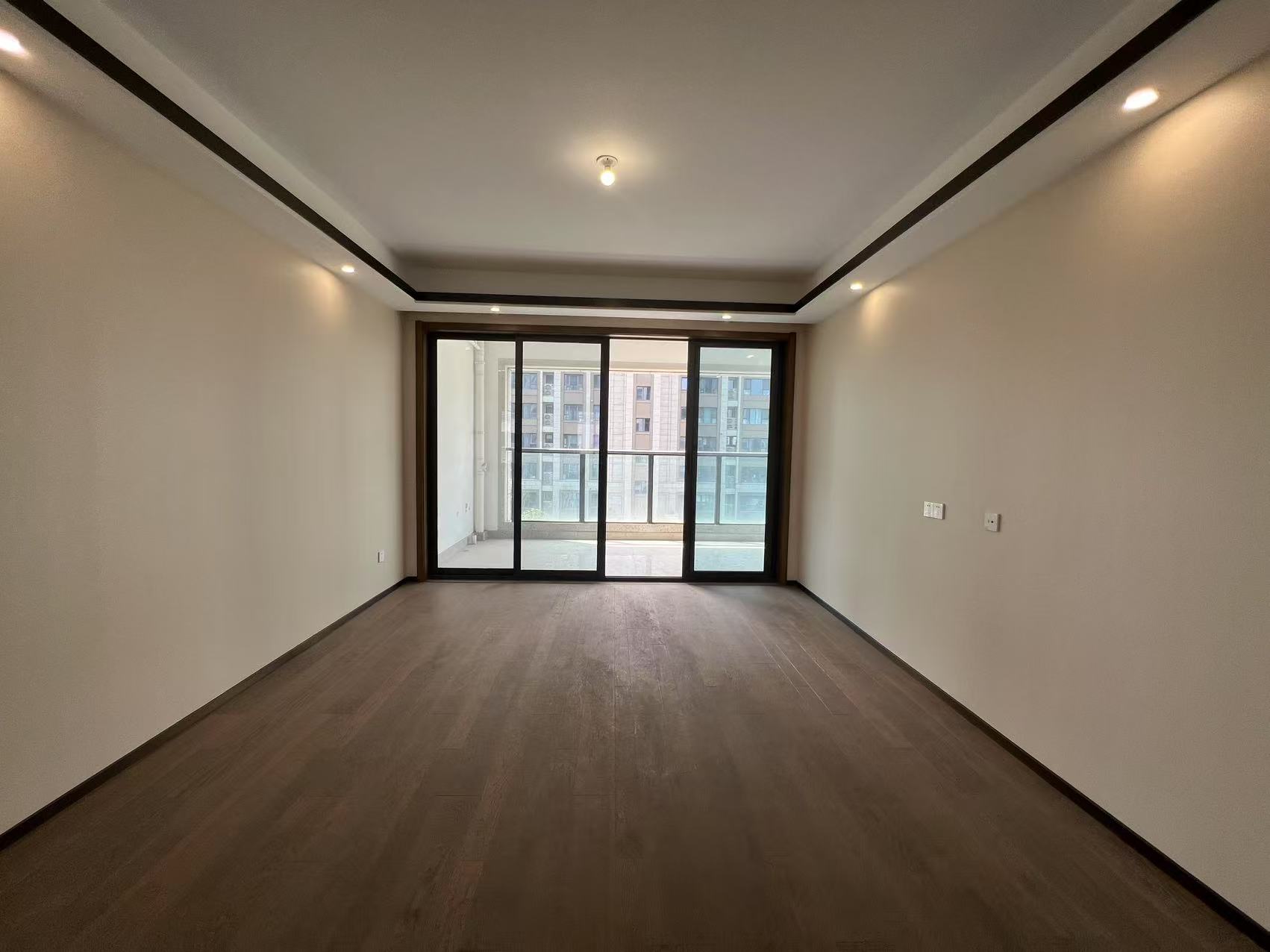 远创东樾 3室2厅2卫 124m²
