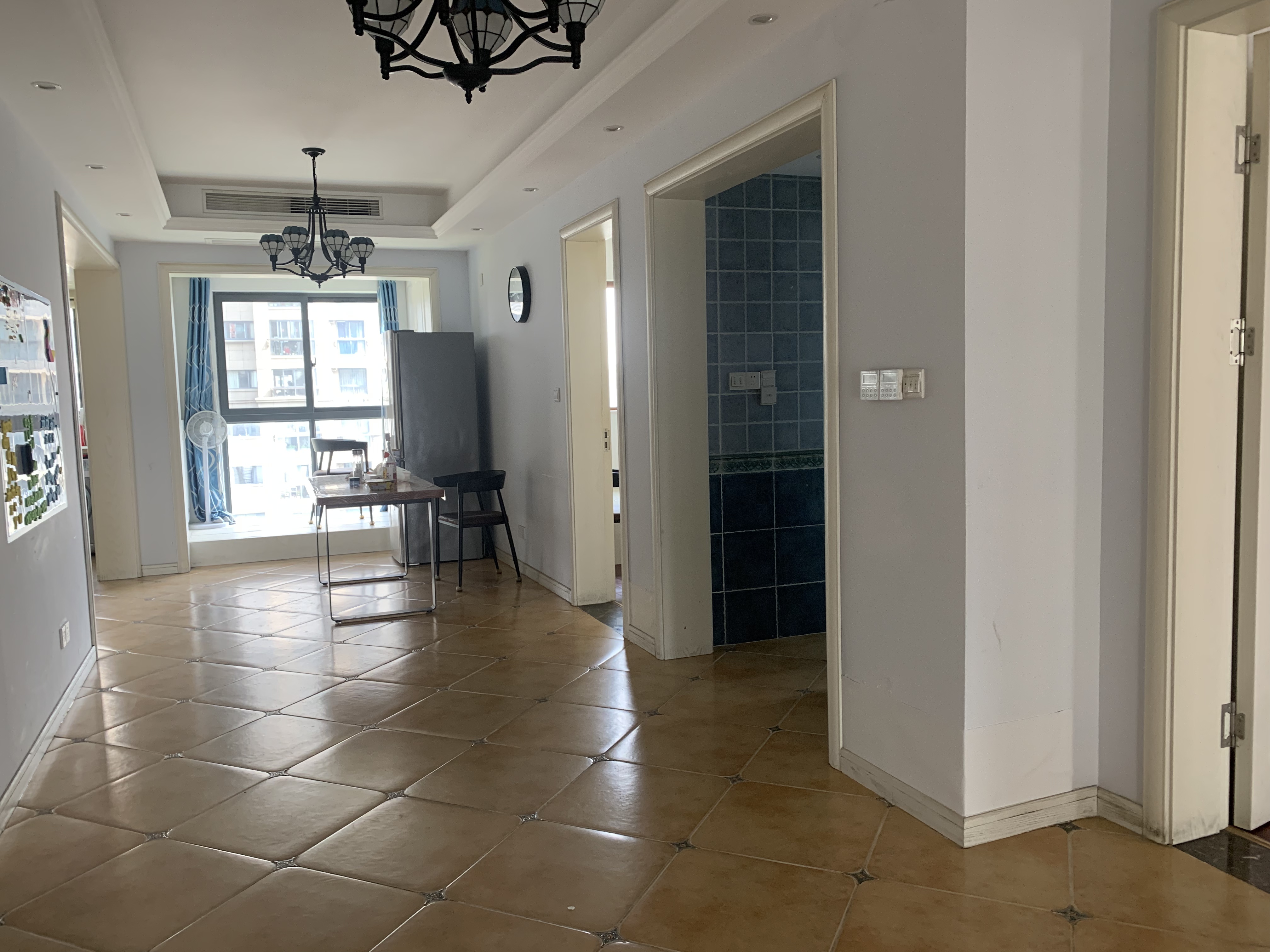 吴中豪景华庭 3室2厅2卫 141m²