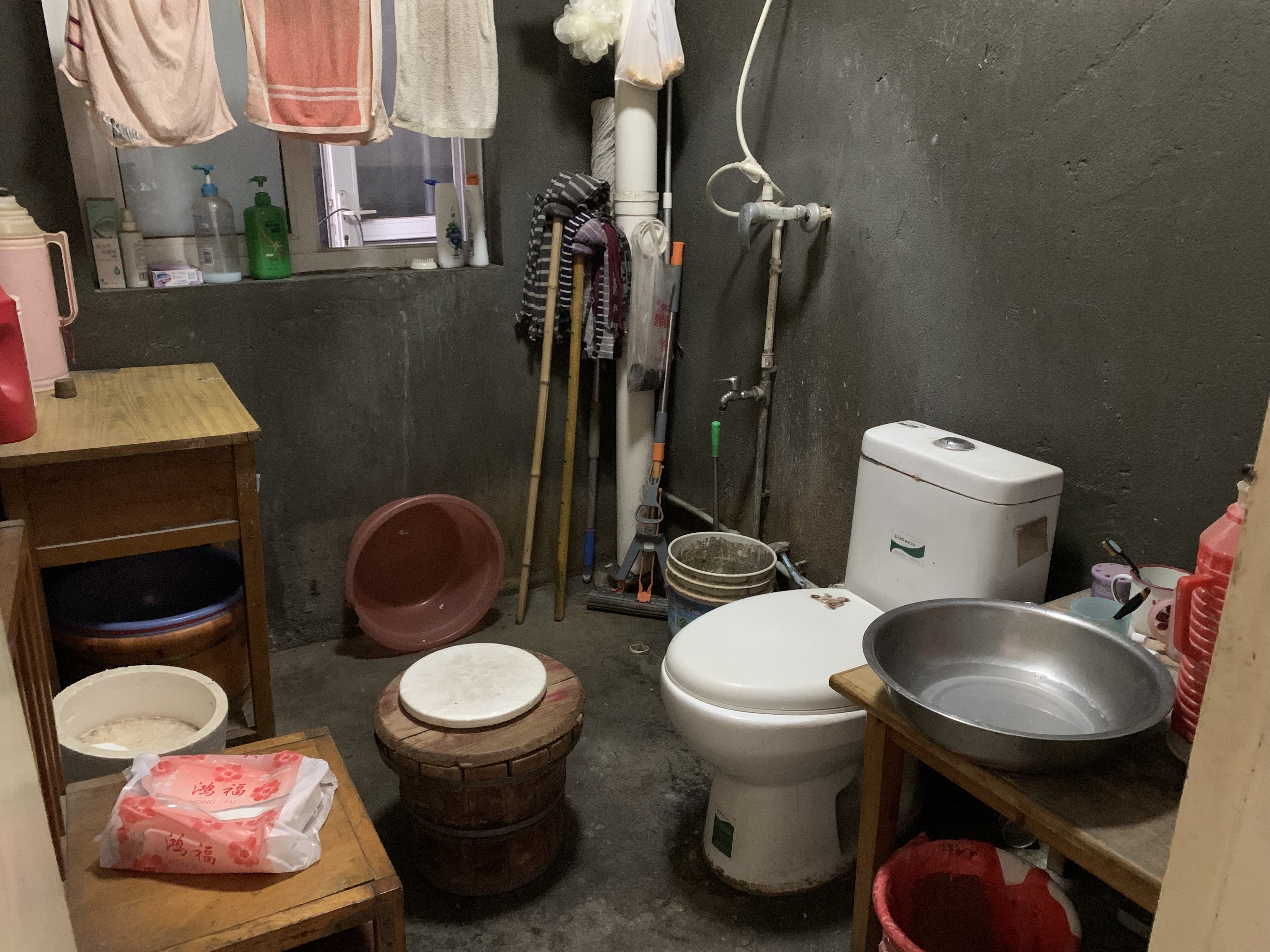 三里墩花苑三期 2室1厅1卫 99.70m²