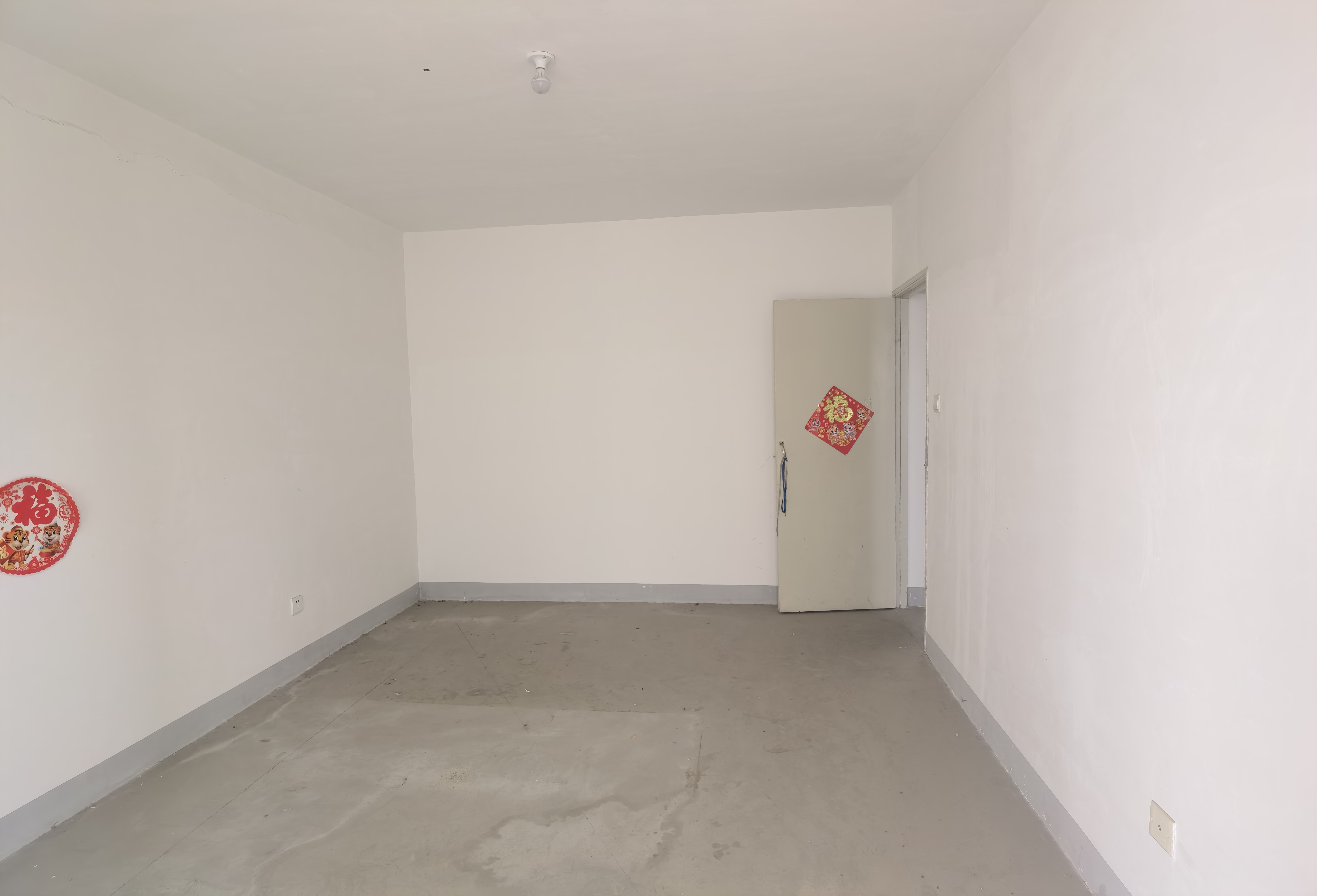 临江家园 1室0厅0卫 100.71m&sup2;
