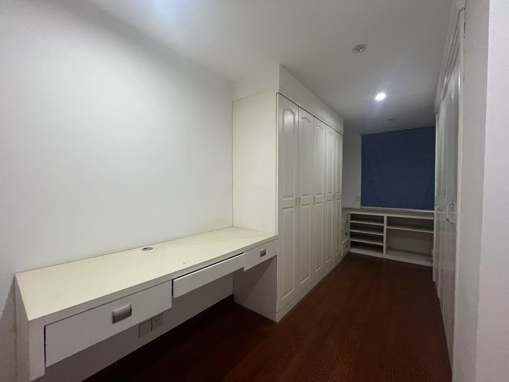 景瑞望府 3室2厅1卫 141m²