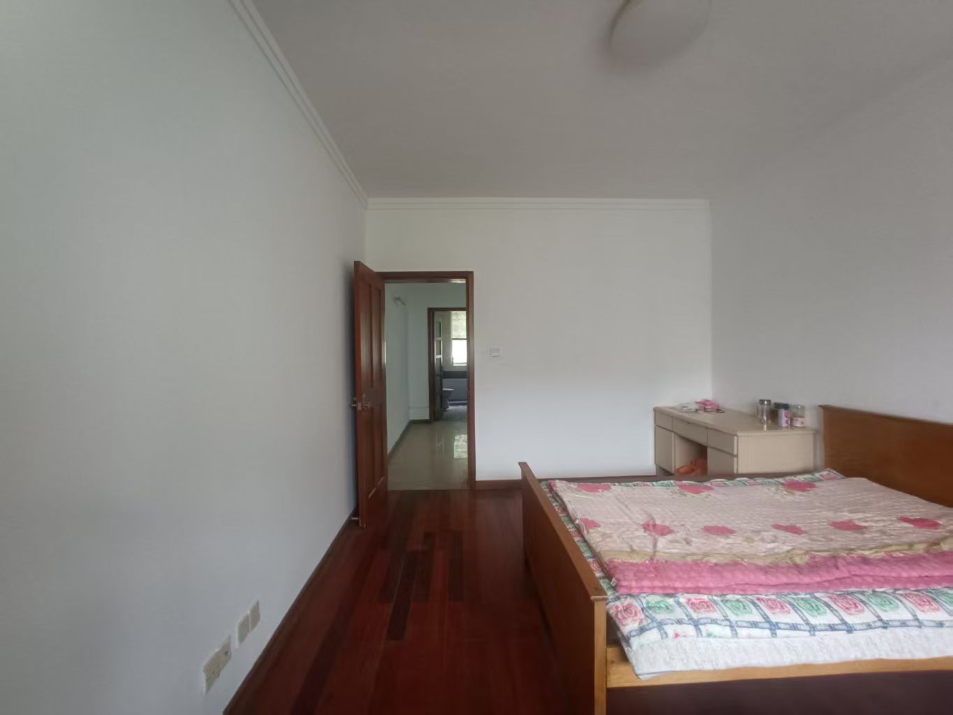 濠西园中北小区 2室2厅2卫 118.59m&sup2;