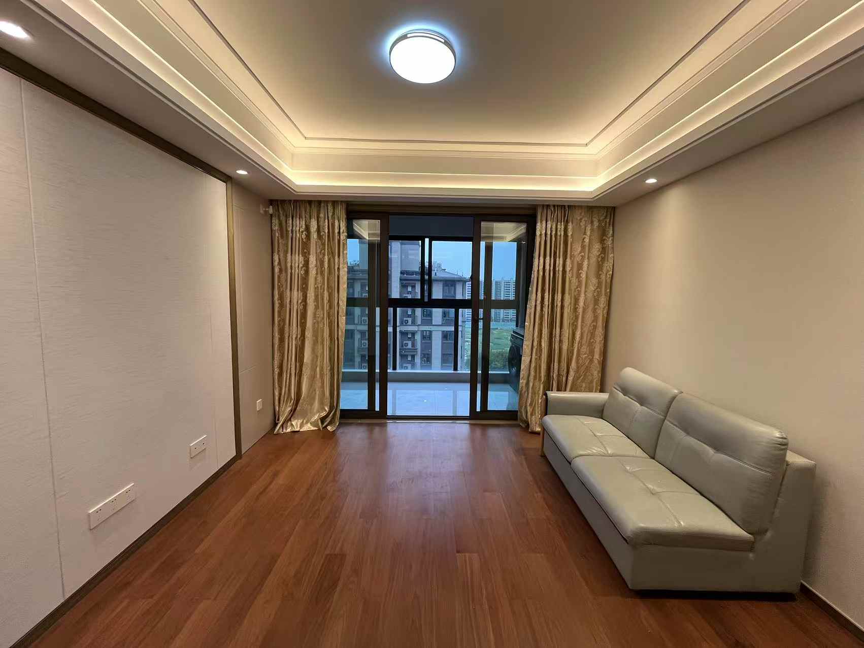圆融玺悦 3室2厅2卫 131m&sup2;