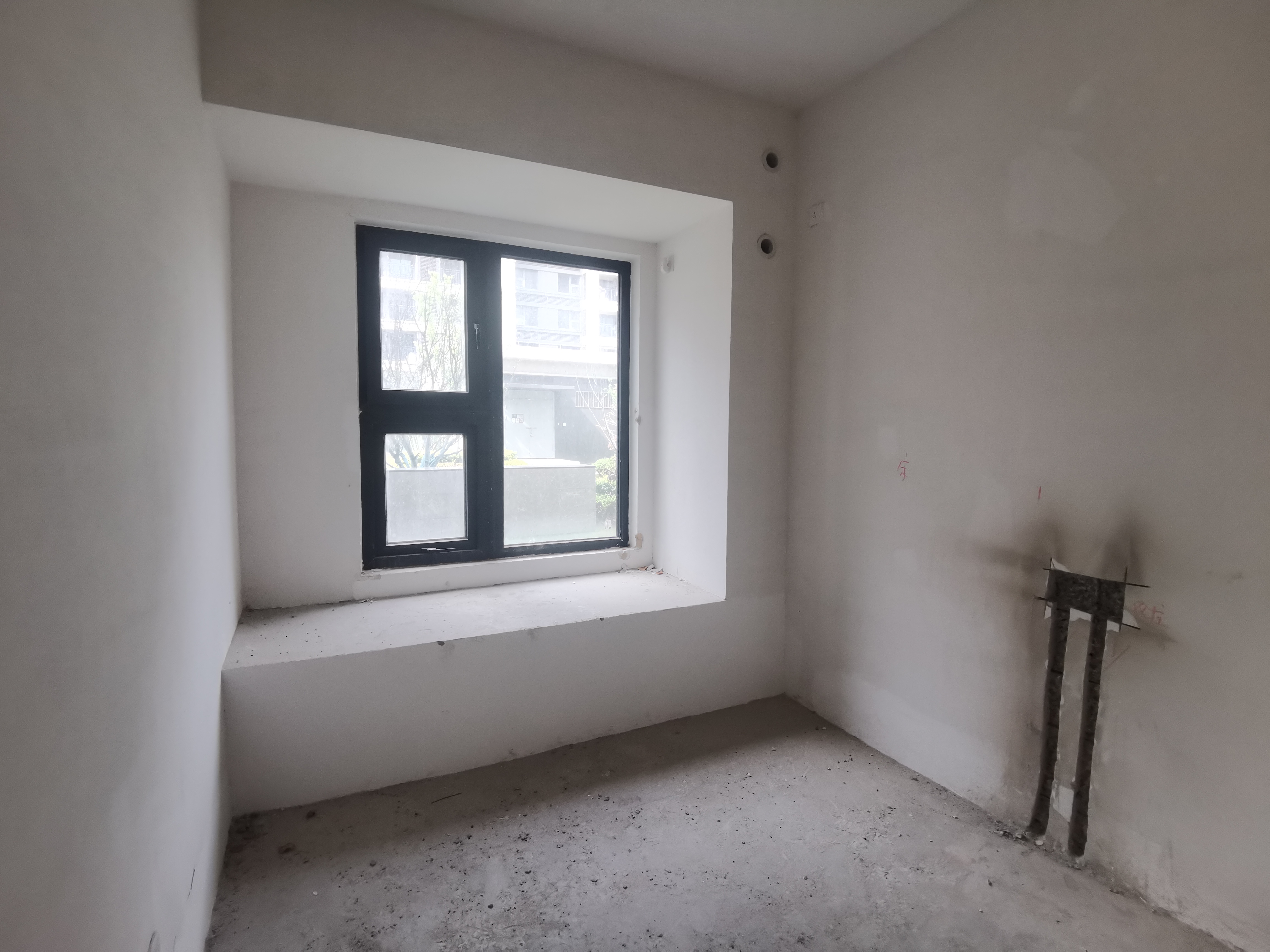 东时区 3室2厅1卫 100m&sup2;