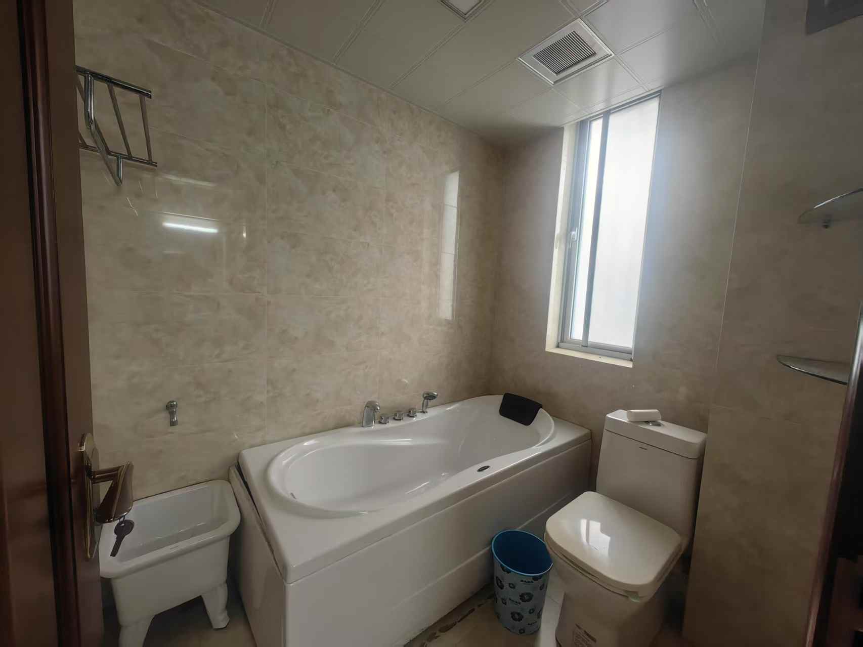 未来锦城 3室2厅1卫 116.05m&sup2;