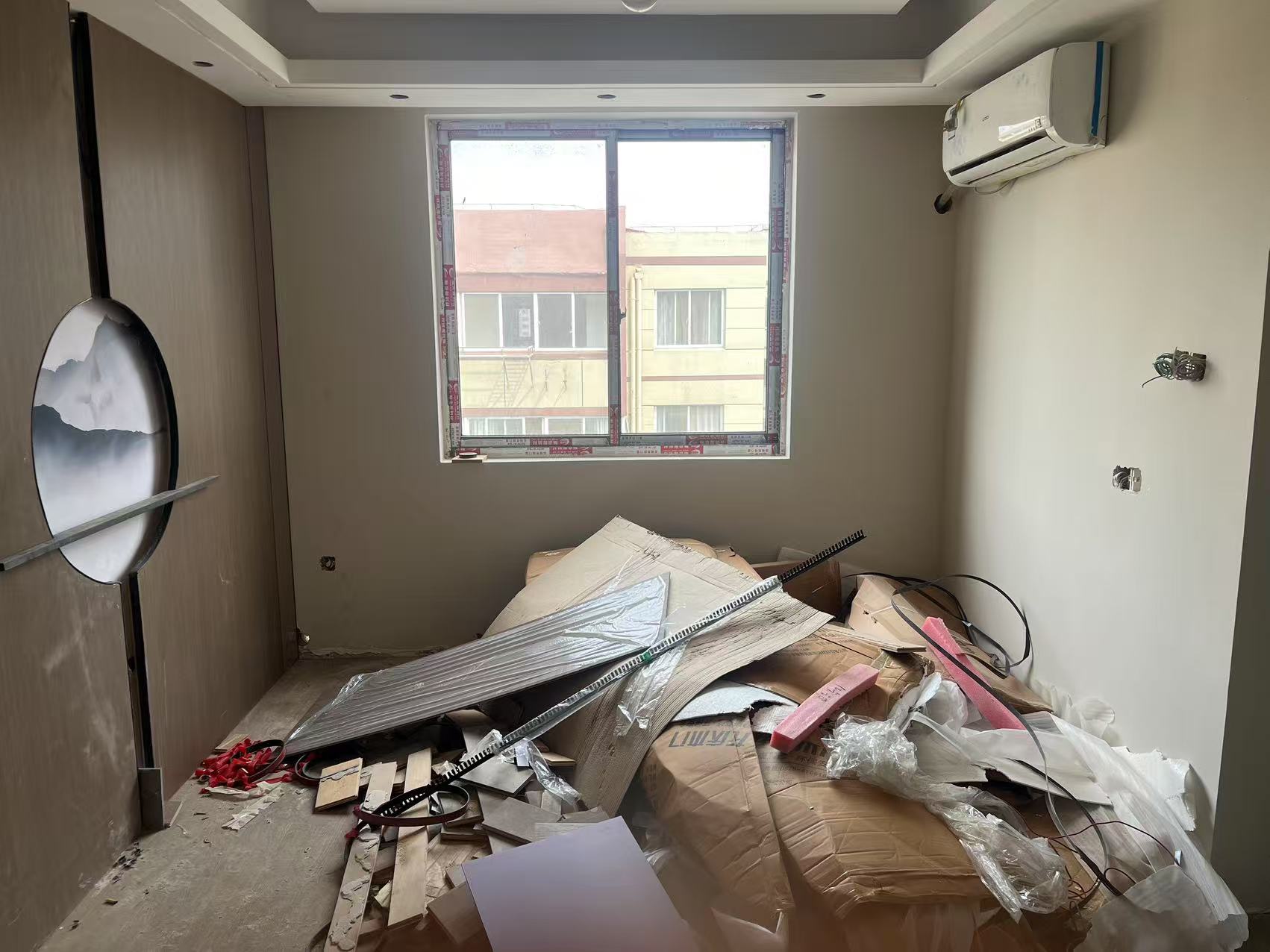 鸿运城市花苑 3室1厅1卫 121m&sup2;