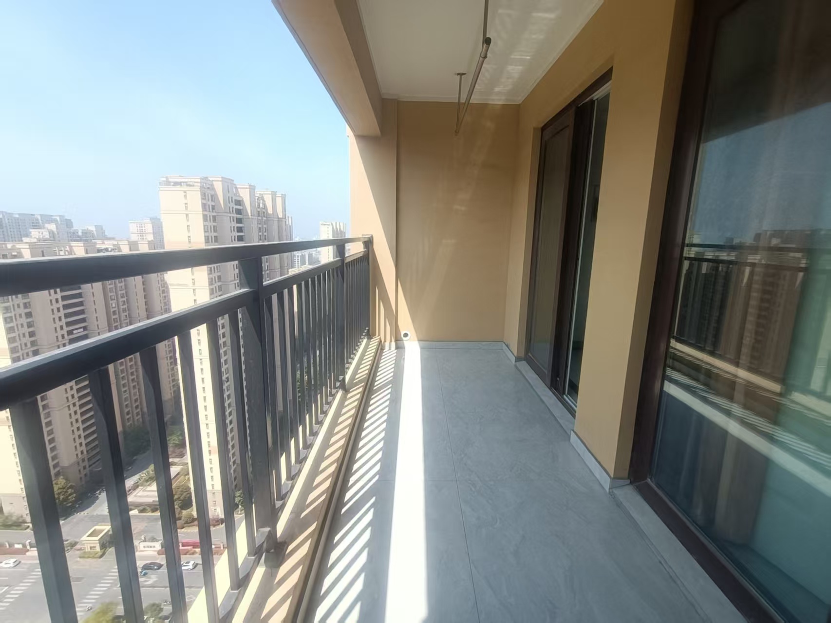 世茂九龙庭 3室1厅1卫 90.00m&sup2;