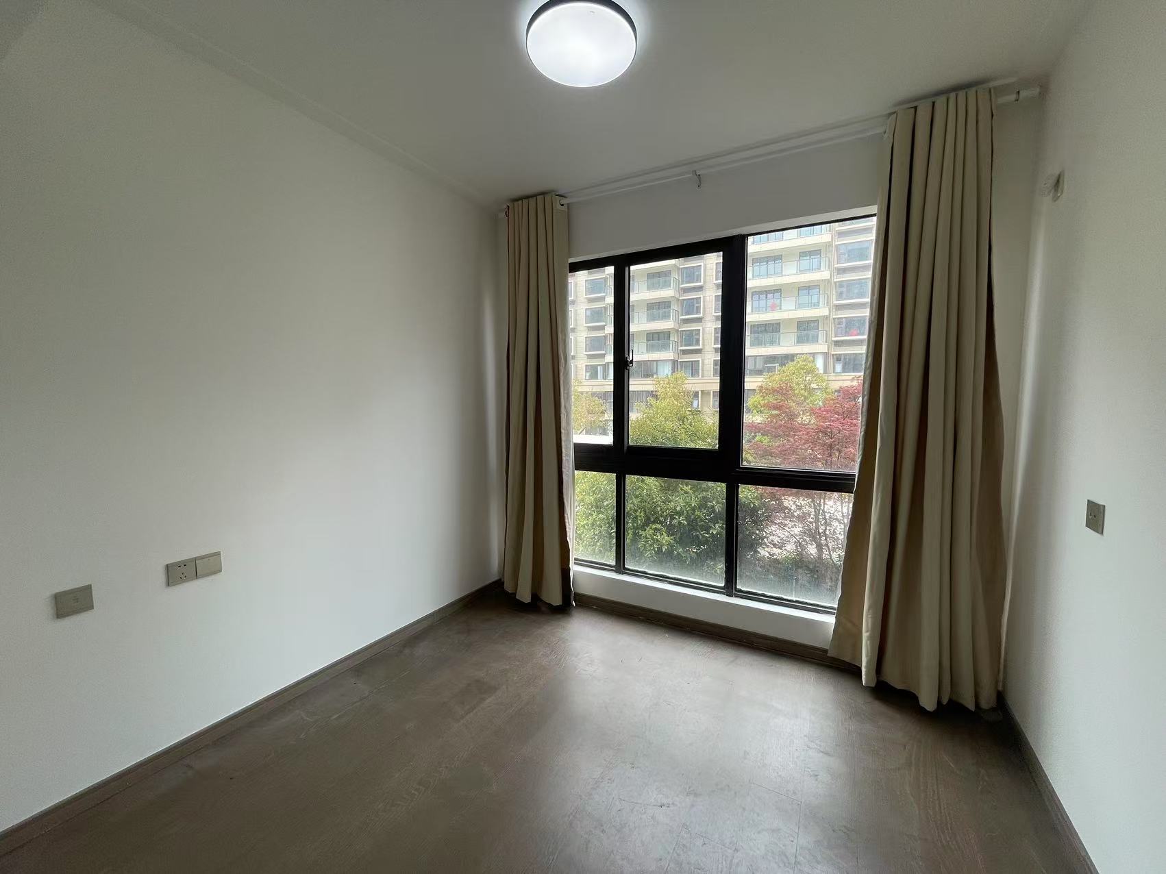 时光漫城 4室2厅2卫 140.00m&sup2;