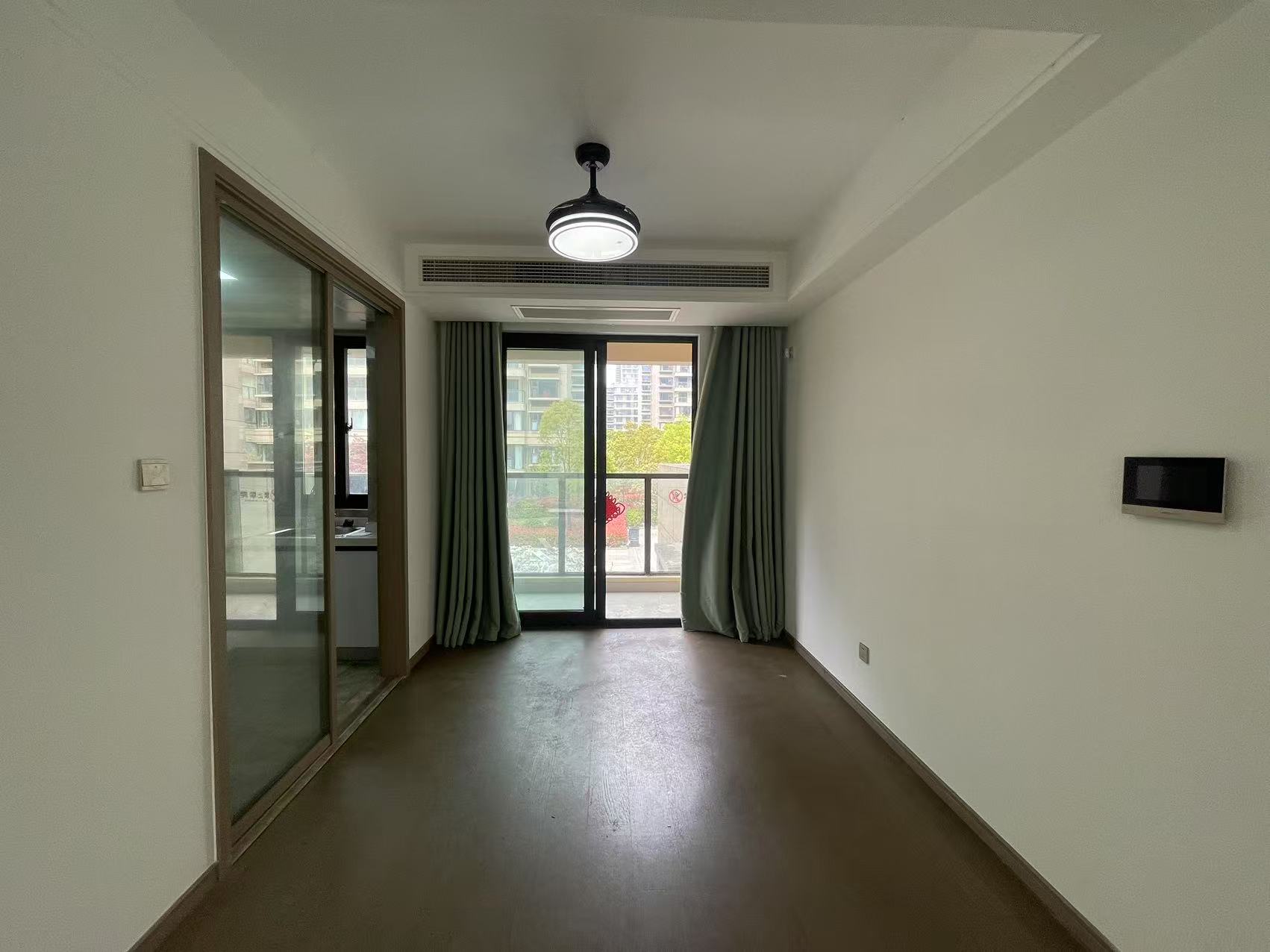 时光漫城 4室2厅2卫 140.00m&sup2;