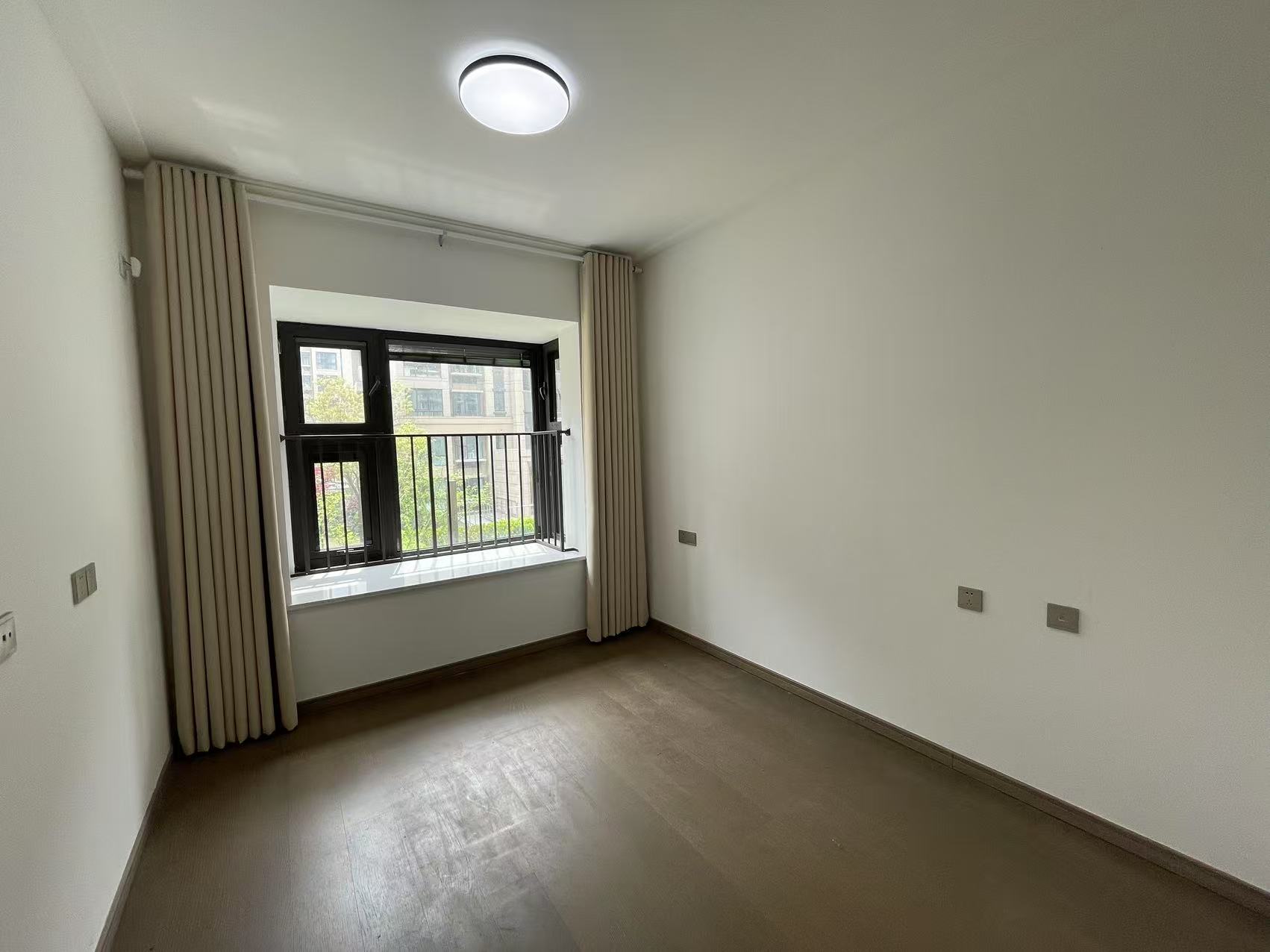 时光漫城 4室2厅2卫 140.00m&sup2;