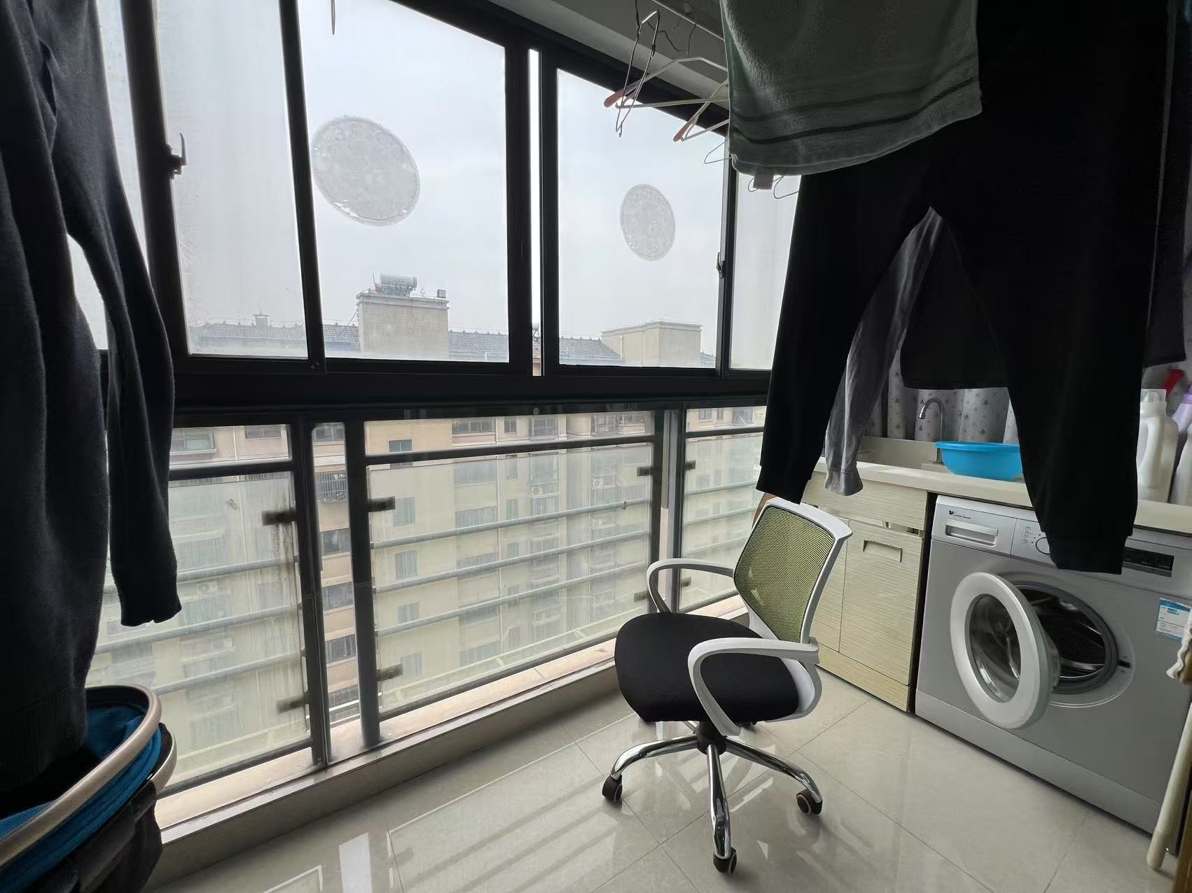 民生滨江丽景花园 2室2厅1卫 98m&sup2;