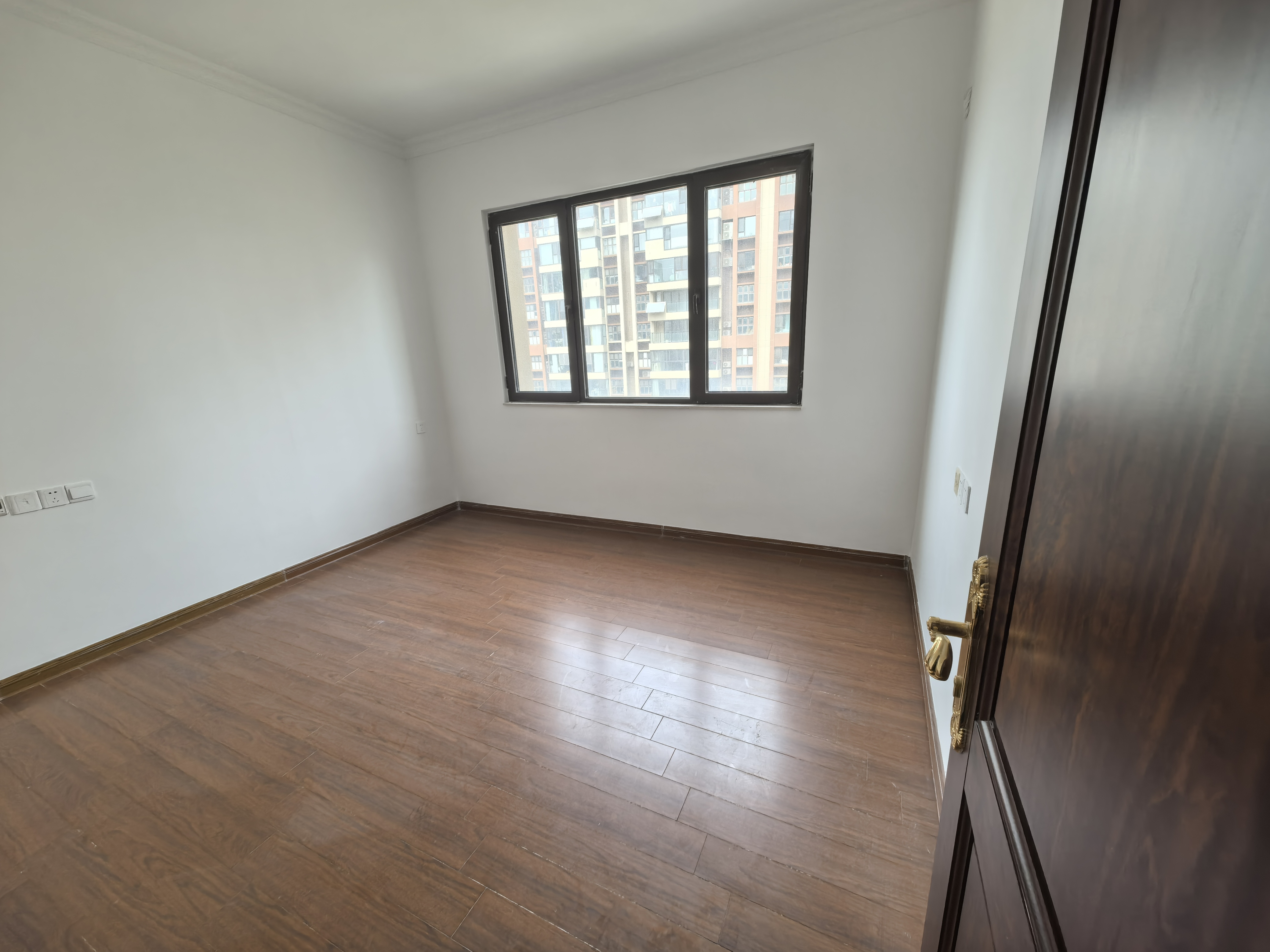 南通碧桂园翡翠华府 4室2厅3卫 266m&sup2;