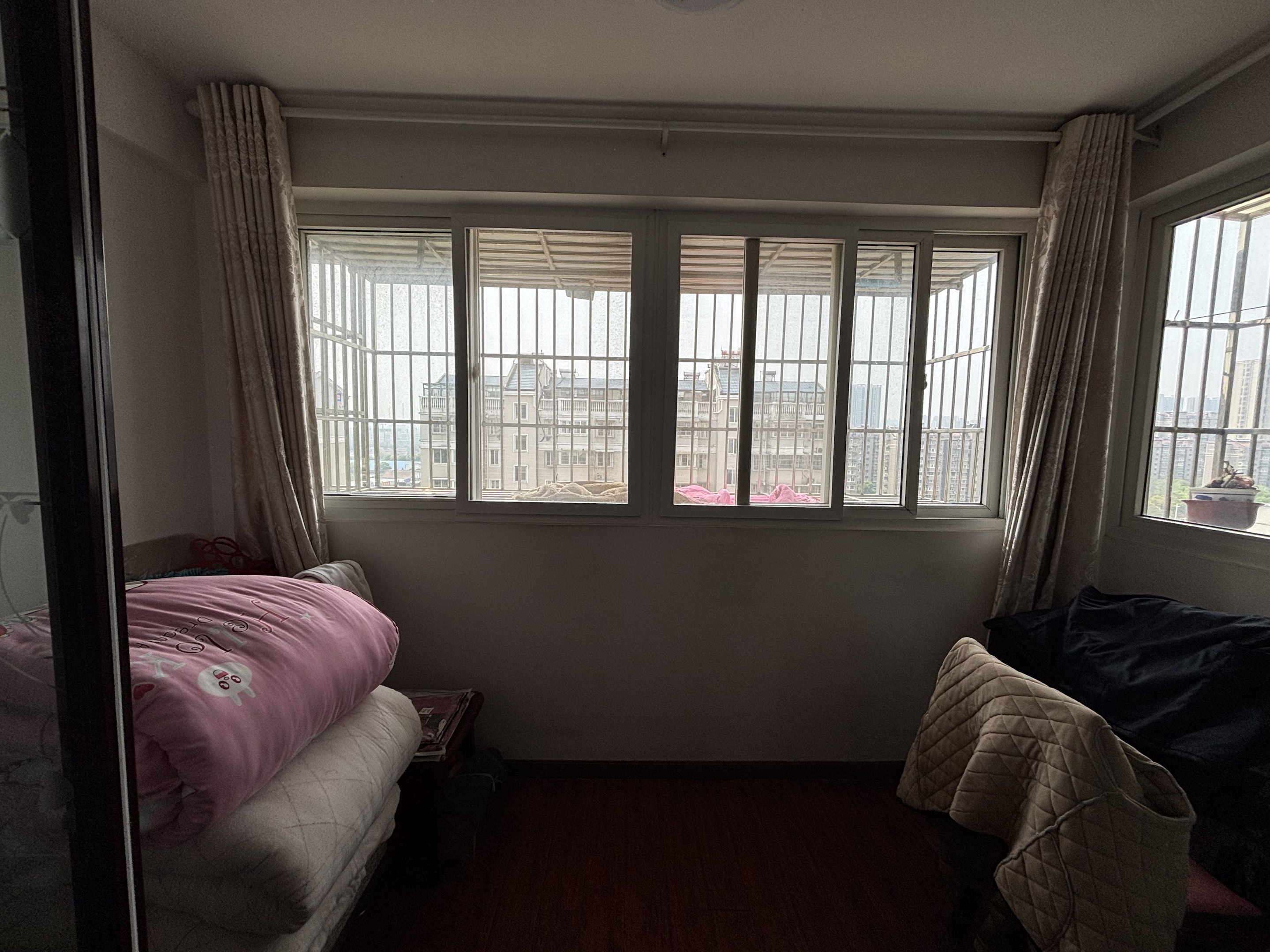 和盛林荫水岸 2室2厅1卫 94.00m&sup2;