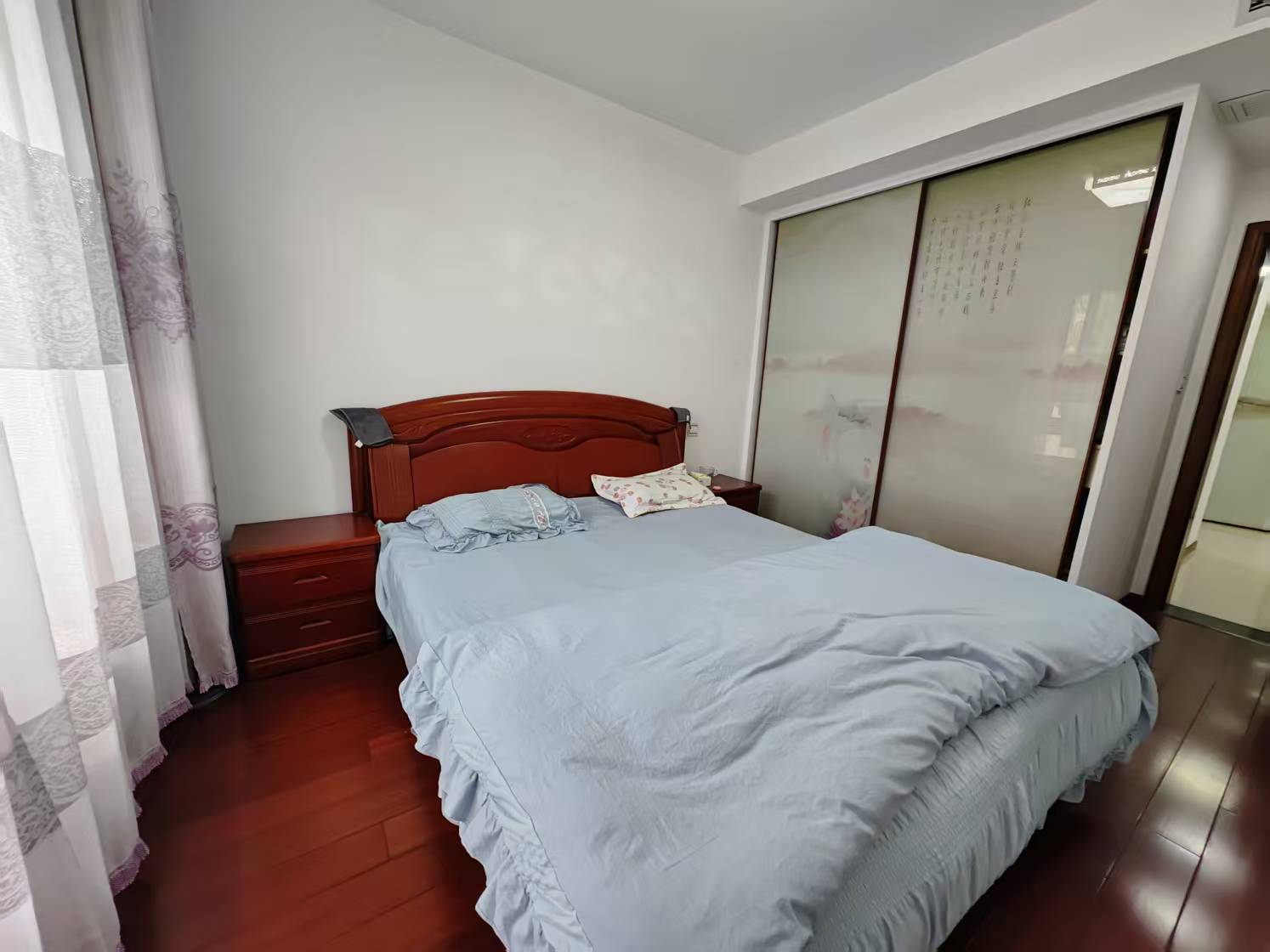 高迪晶城 3室2厅2卫 138.05m&sup2;