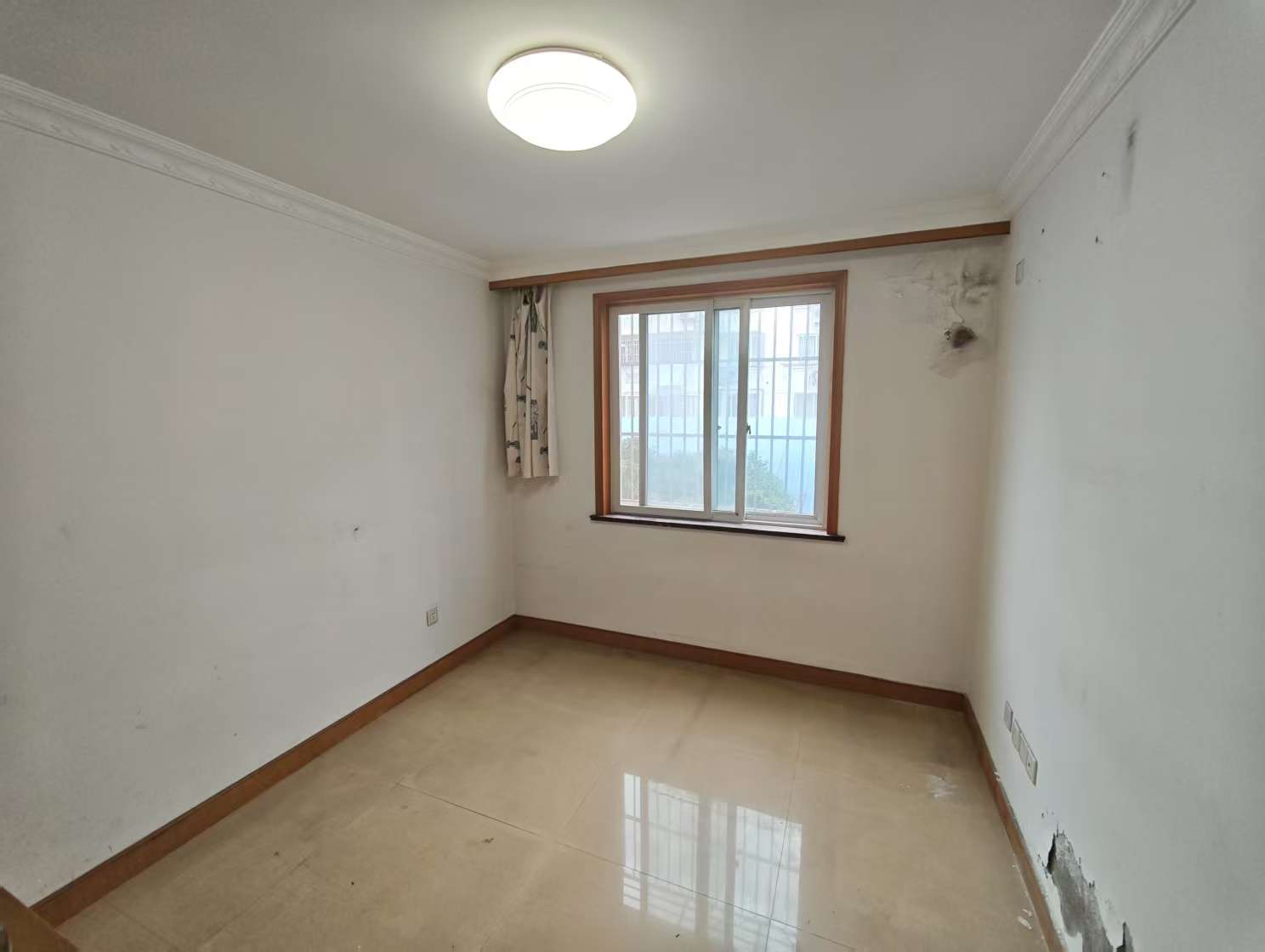 五山公寓 4室2厅1卫 160m&sup2;