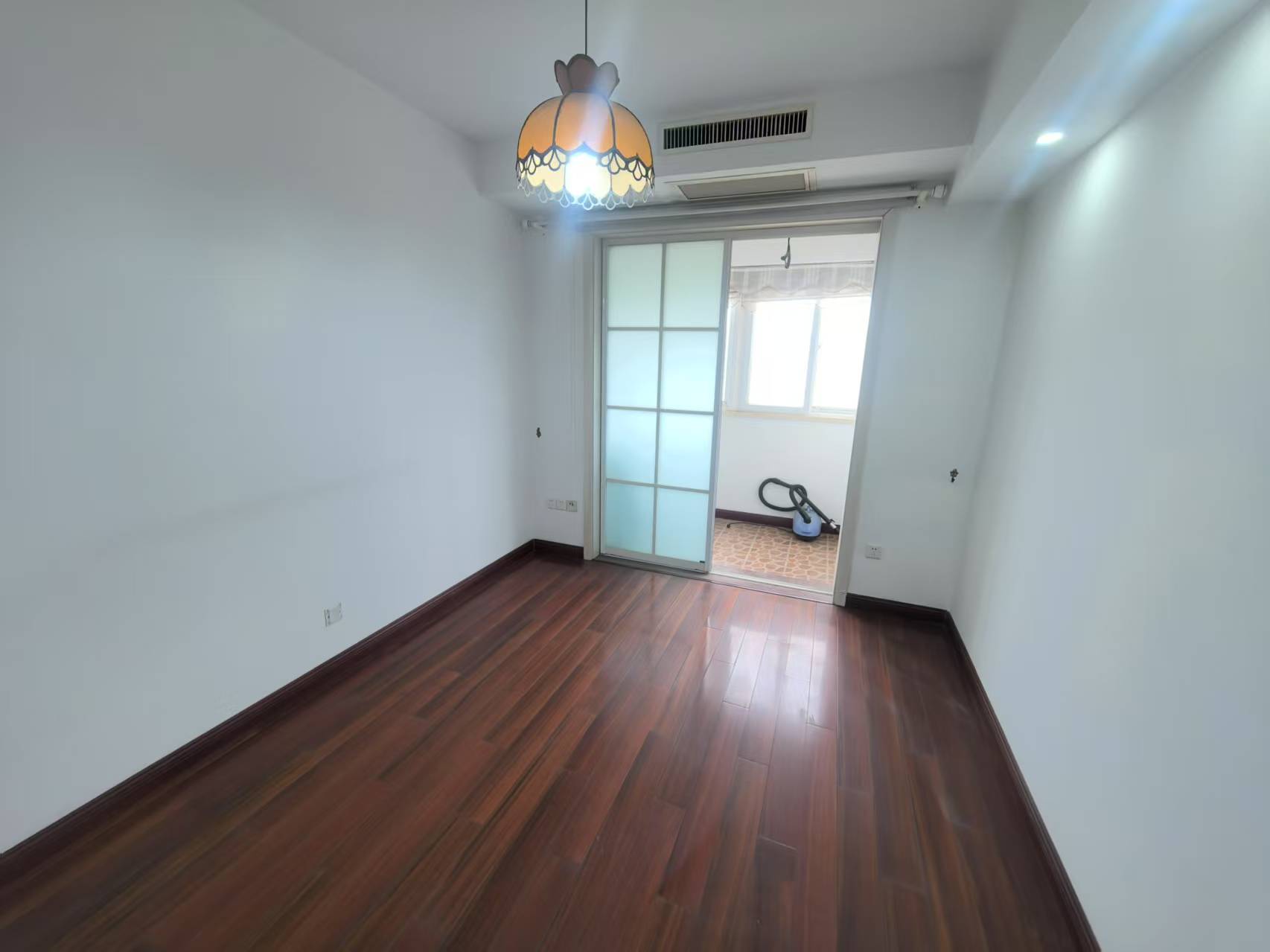 兆丰嘉园 4室2厅2卫 164m&sup2;