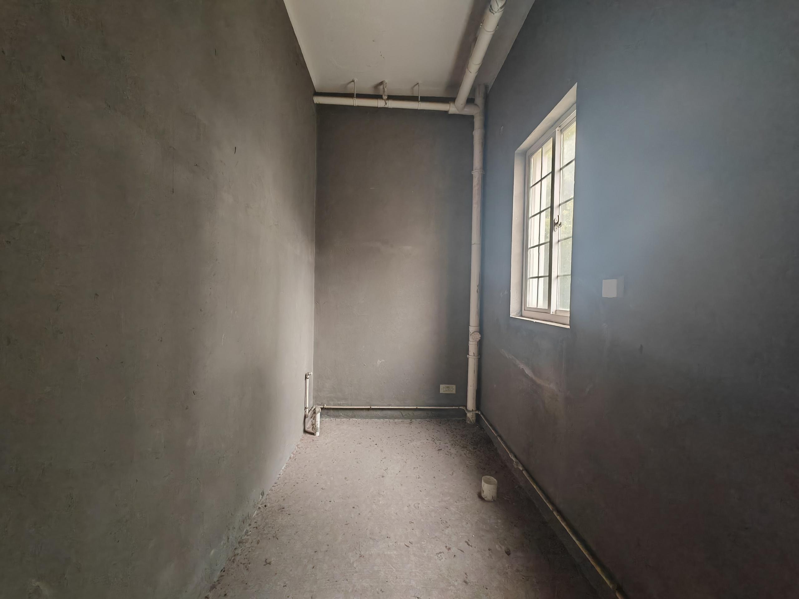 东郊庄园 6室2厅3卫 490.66m&sup2;