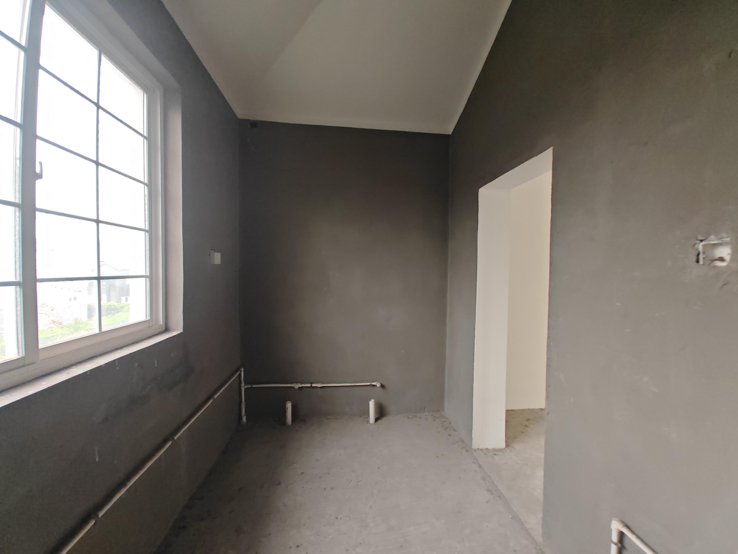 东郊庄园 6室2厅3卫 490.66m&sup2;
