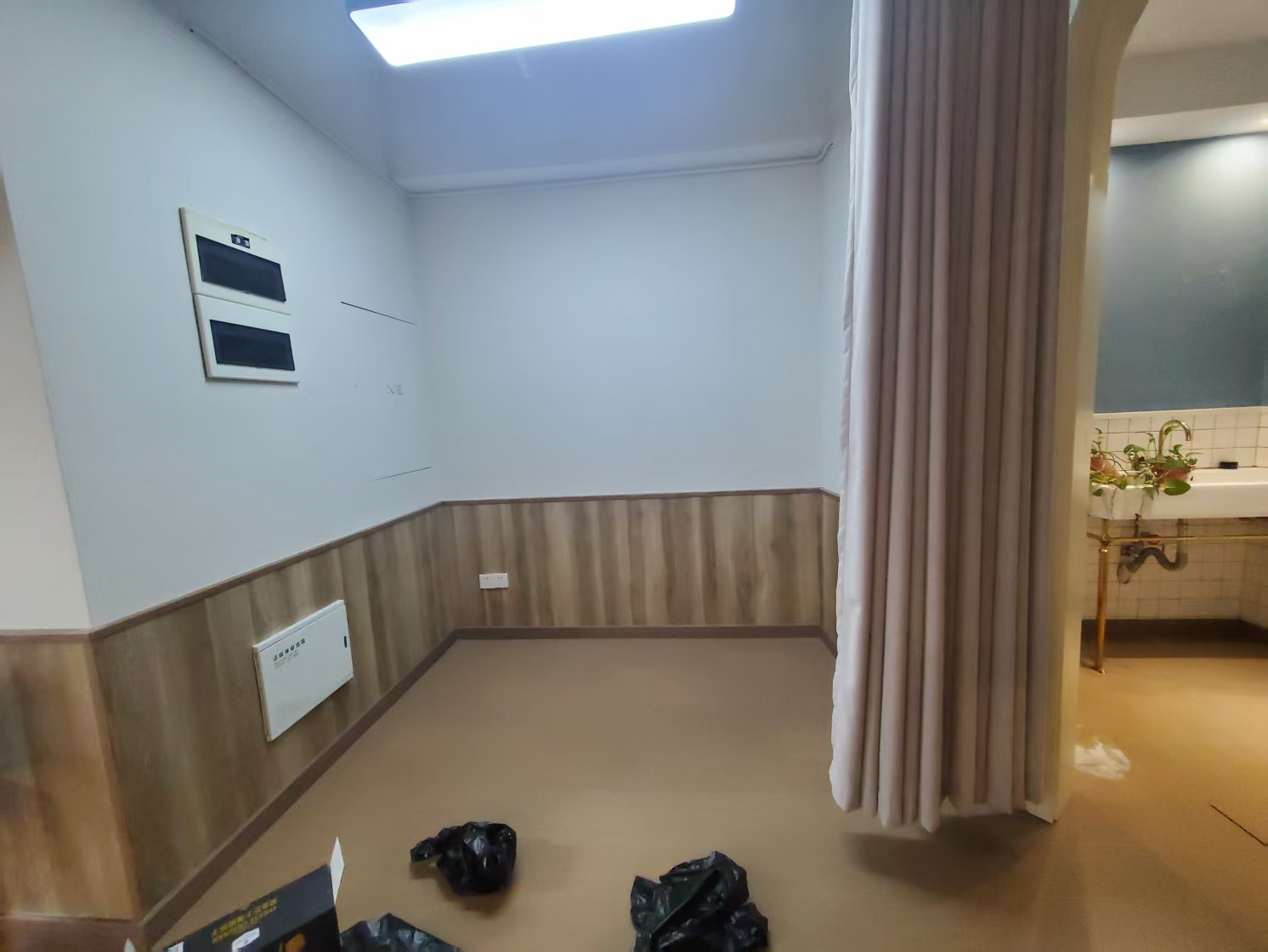 中南世纪城北区 3室1厅1卫 150m&sup2;