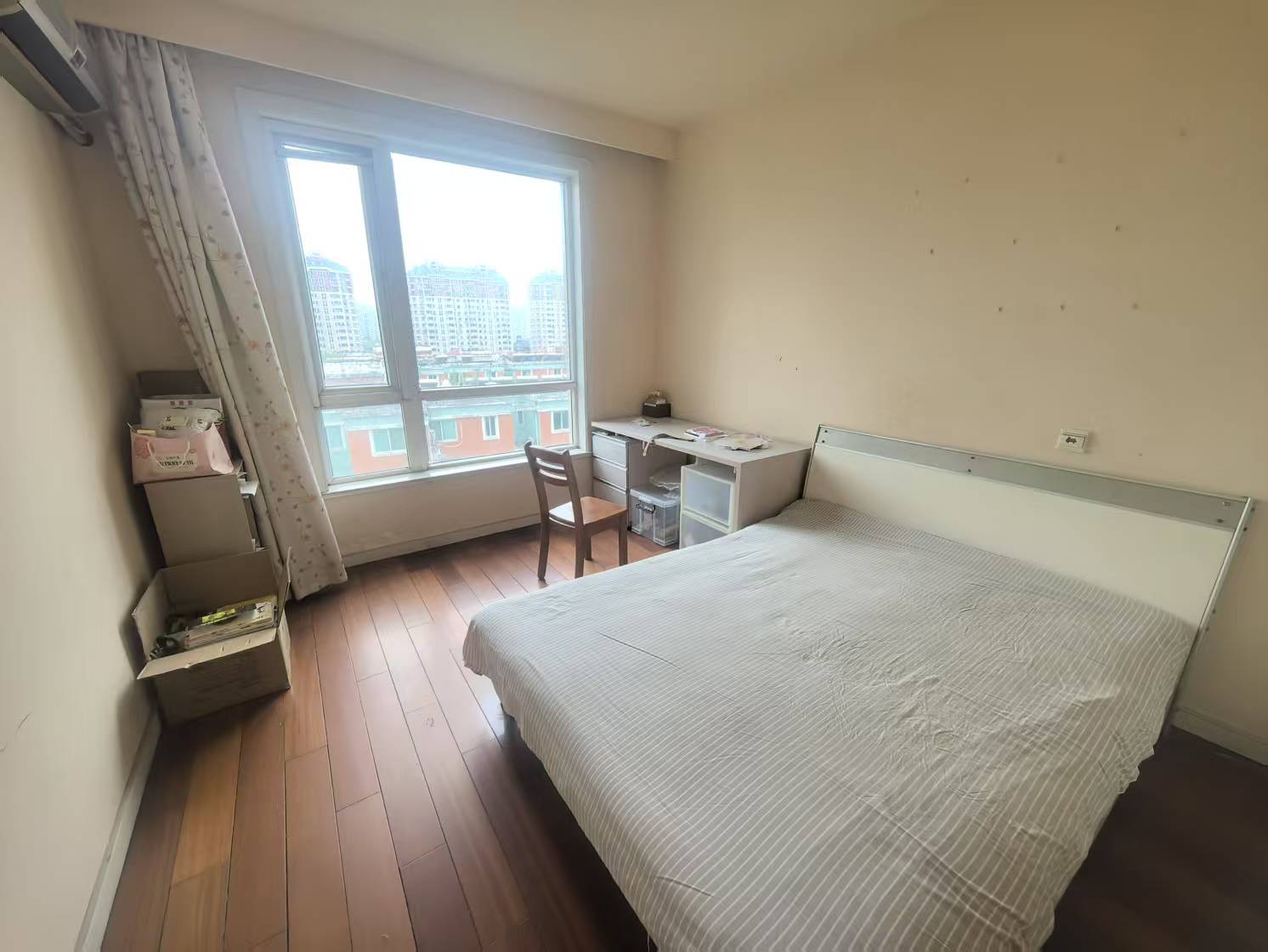 天安花园 3室2厅2卫 142.63m&sup2;
