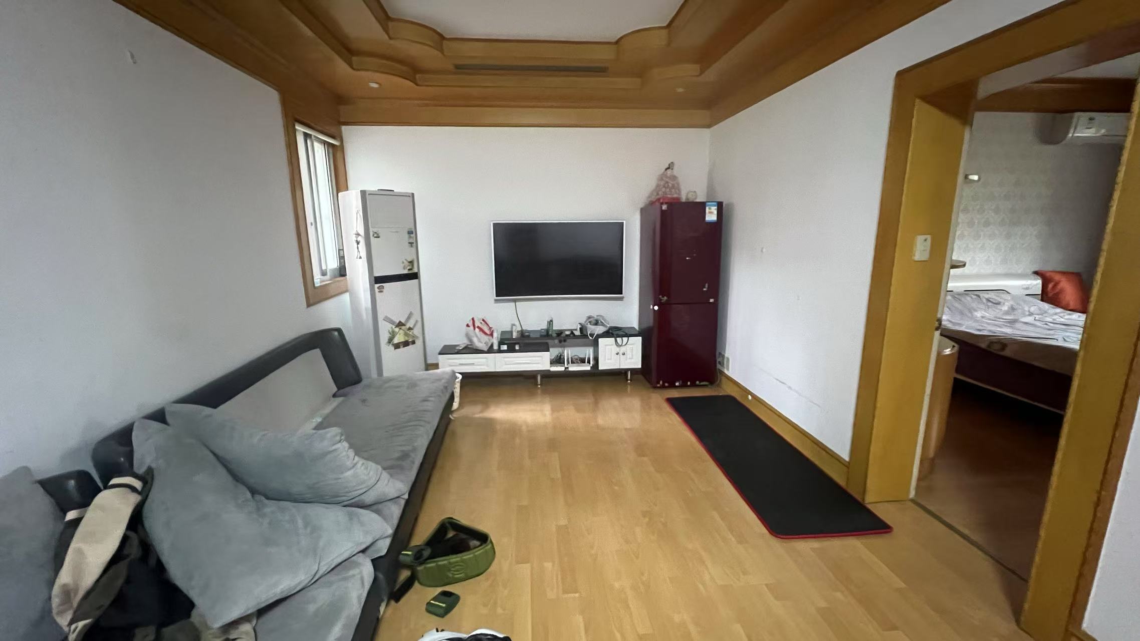 朝阳公寓 3室2厅1卫 100m²