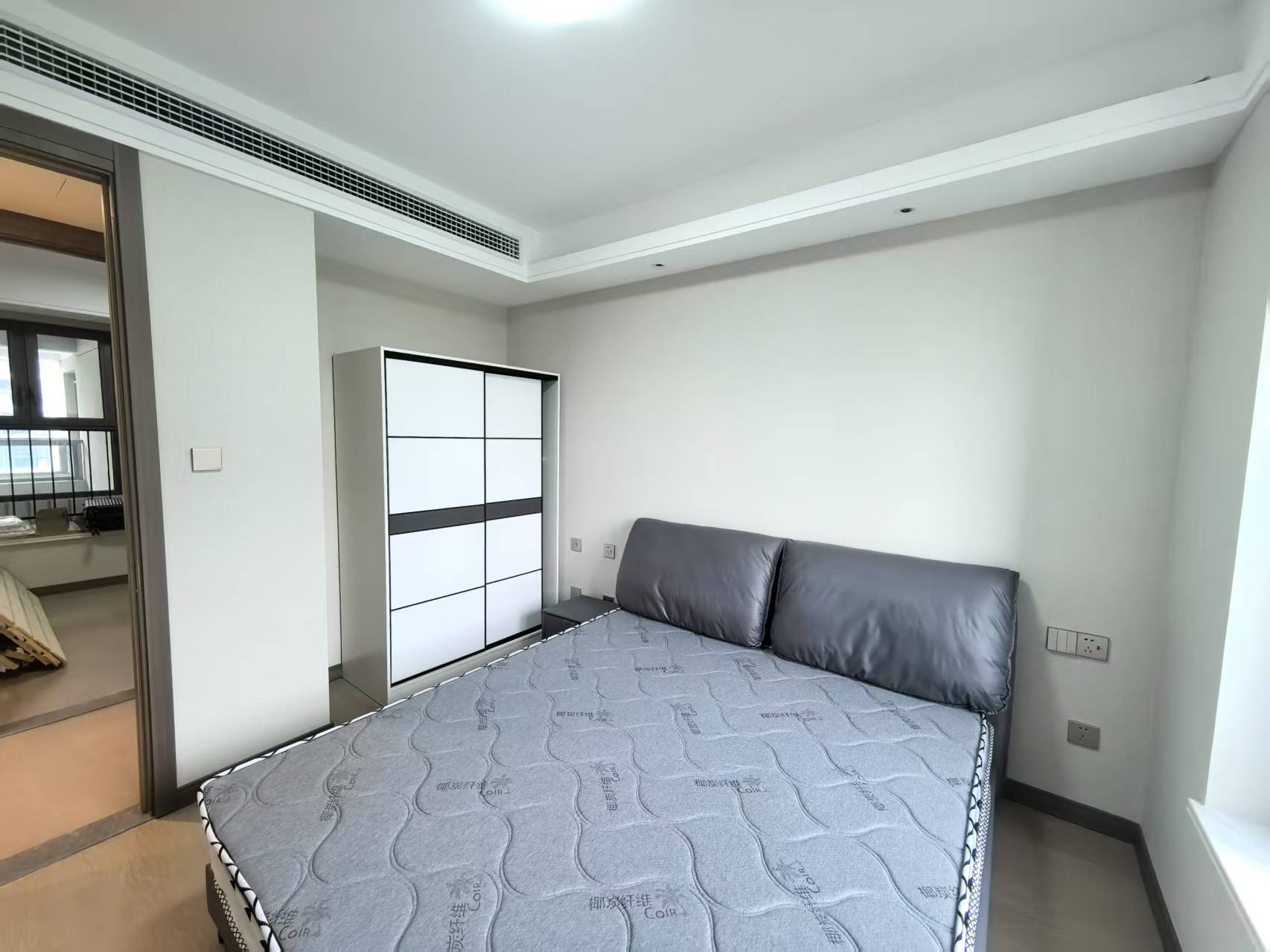 北纬31度 3室2厅1卫 96.86m&sup2;