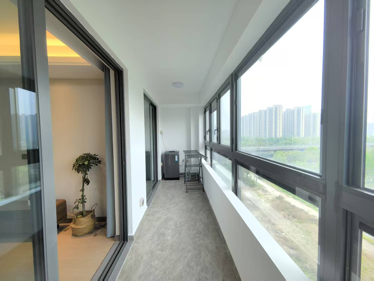 北纬31度 3室2厅1卫 96.86m&sup2;