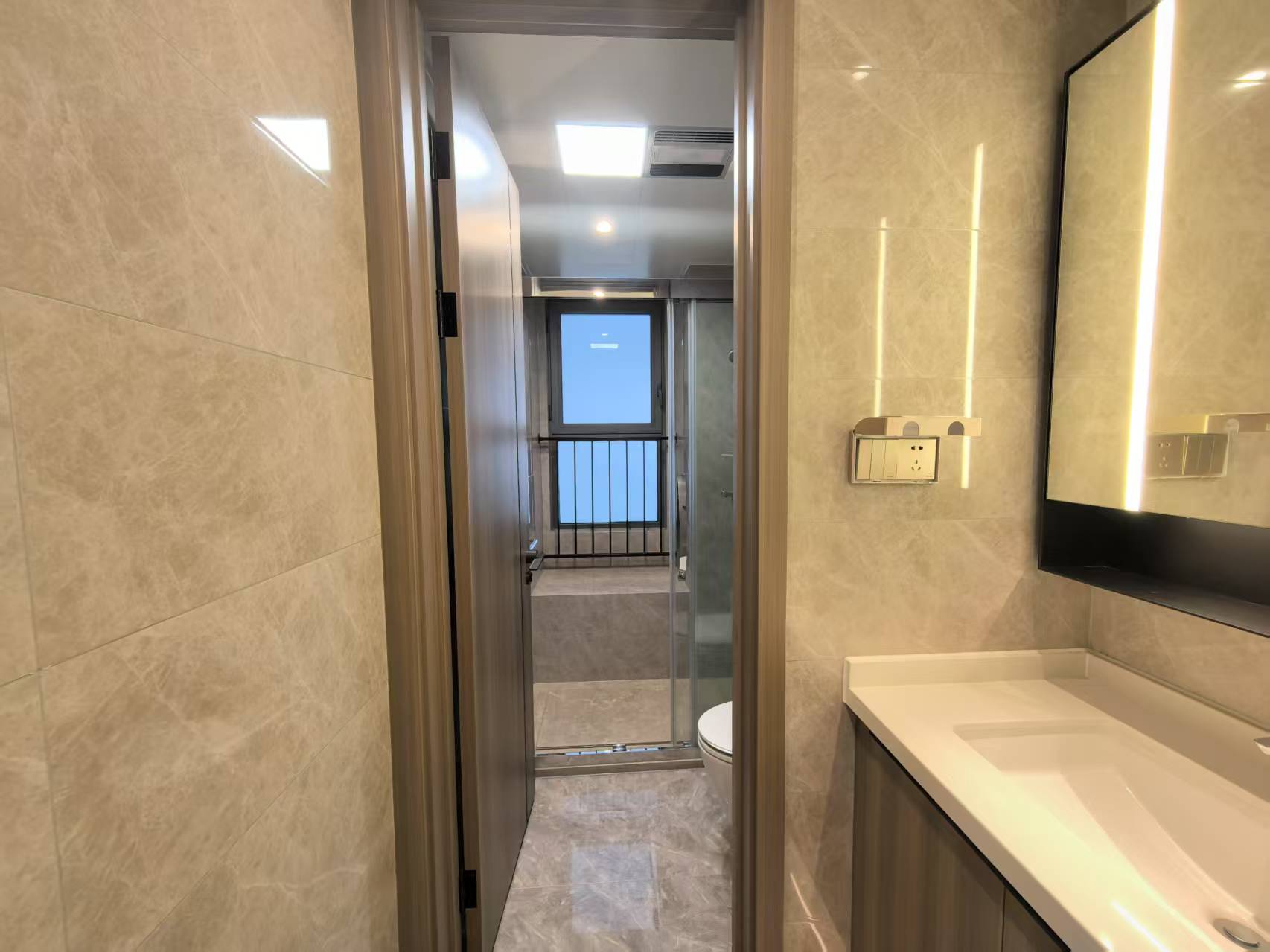 北纬31度 3室2厅1卫 96.86m&sup2;