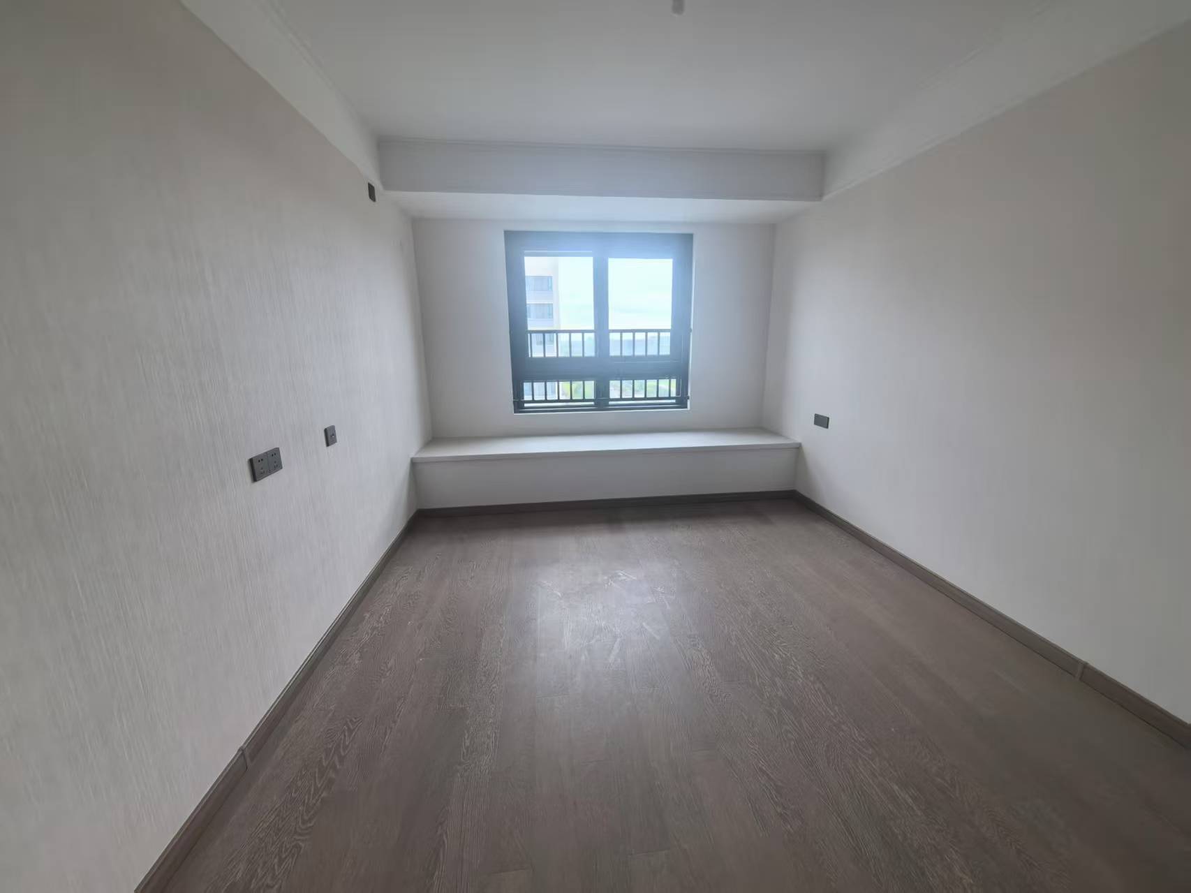 万科未来之光 3室2厅2卫 123m&sup2;