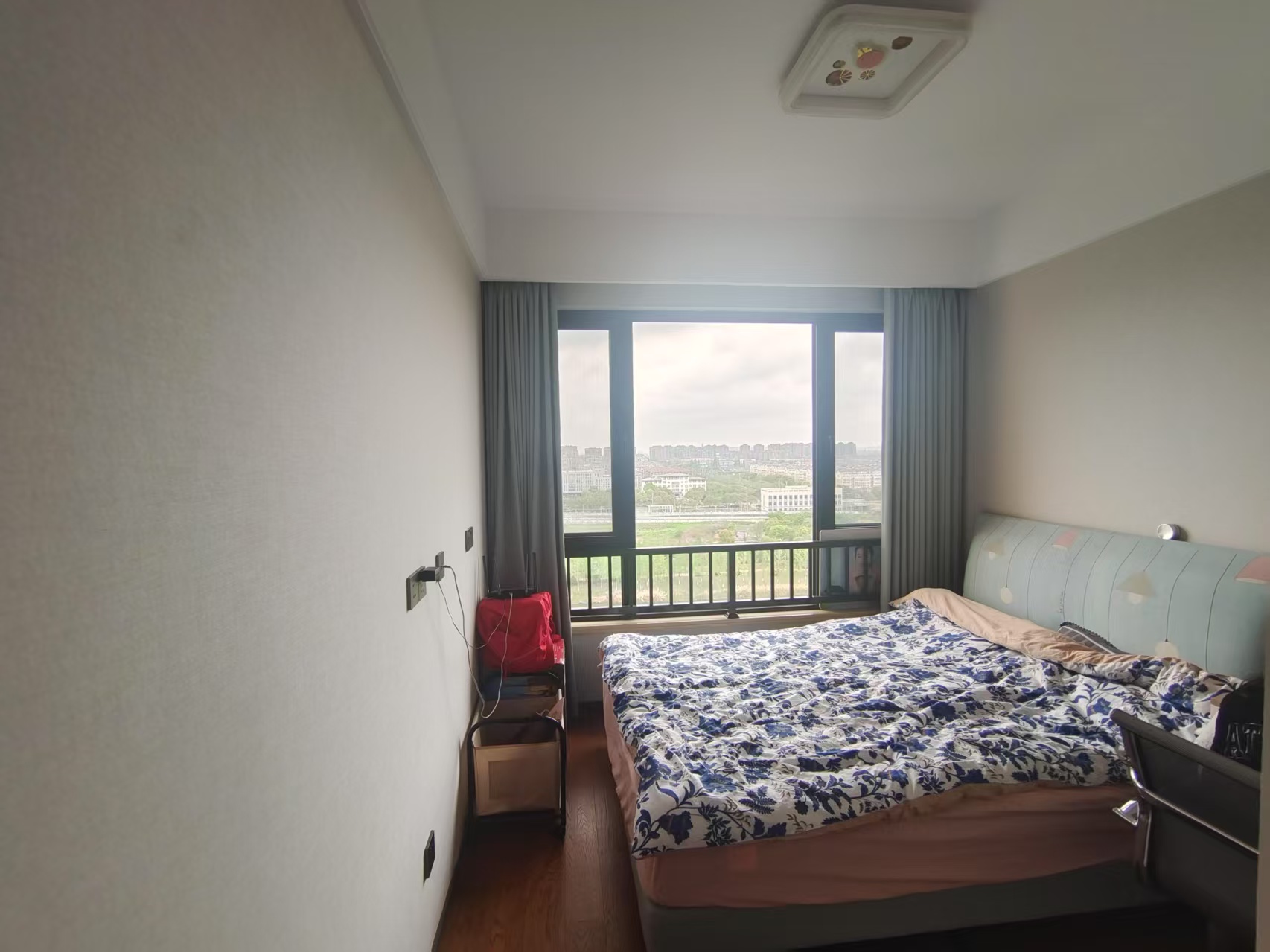 春风南岸西园 3室2厅2卫 121.96m&sup2;